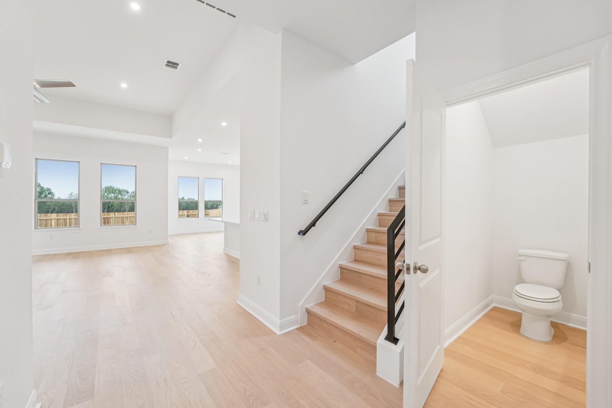 243 Tenny Ln, Kyle, TX 78640