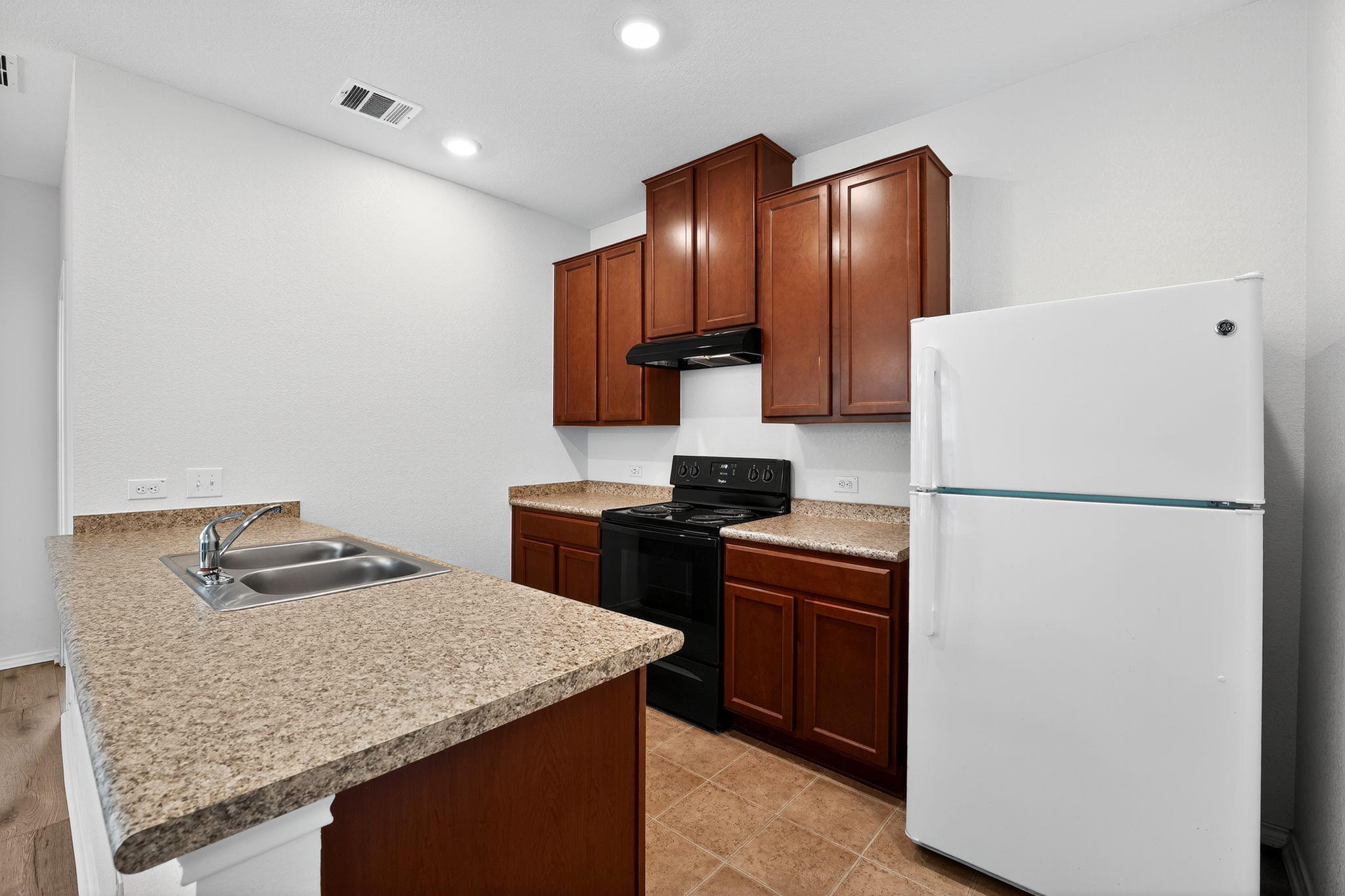 6308 Albany Sleigh Dr, Del Valle, TX 78617