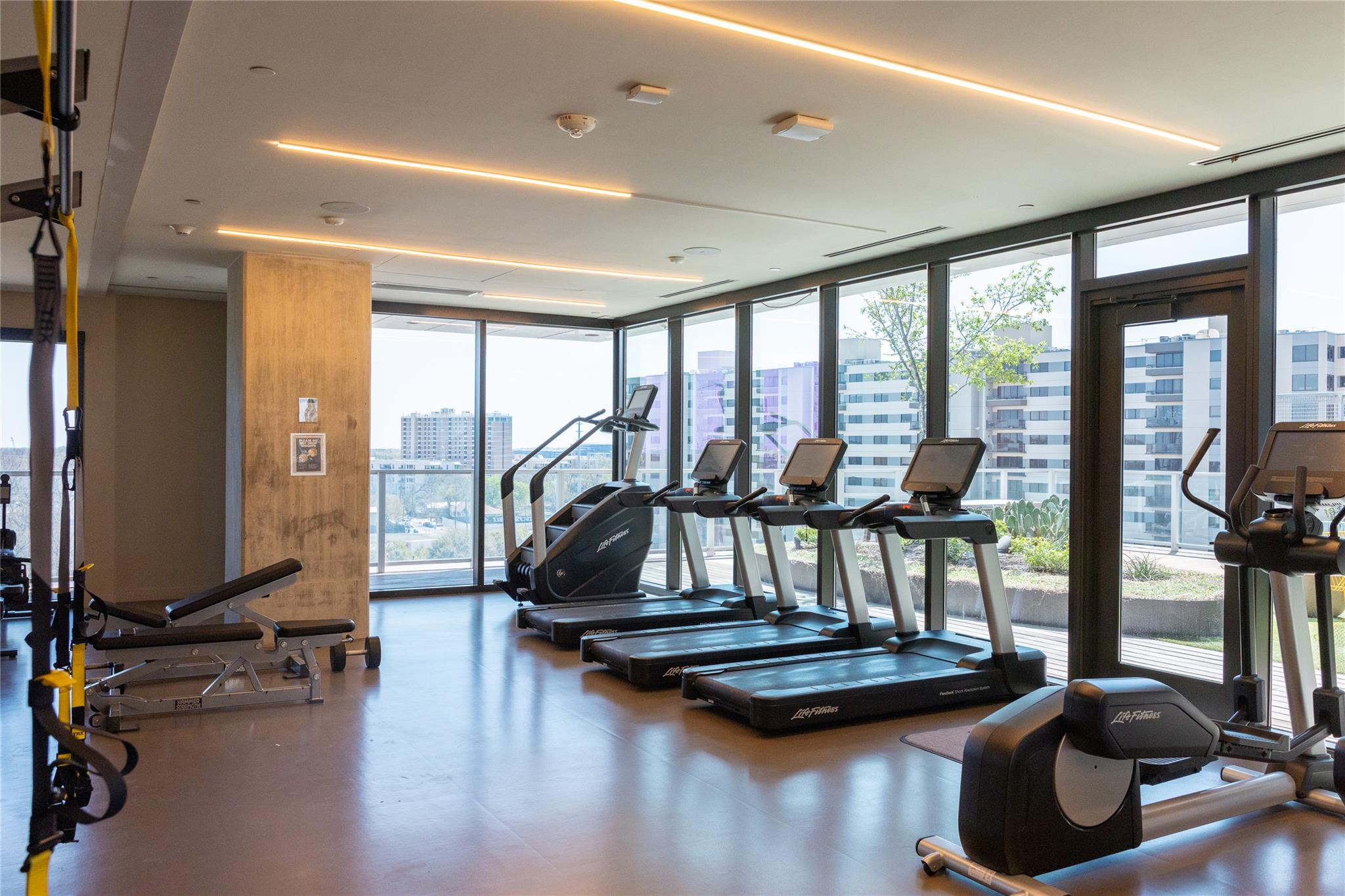 48 East Ave # 2010, Austin, TX 78701