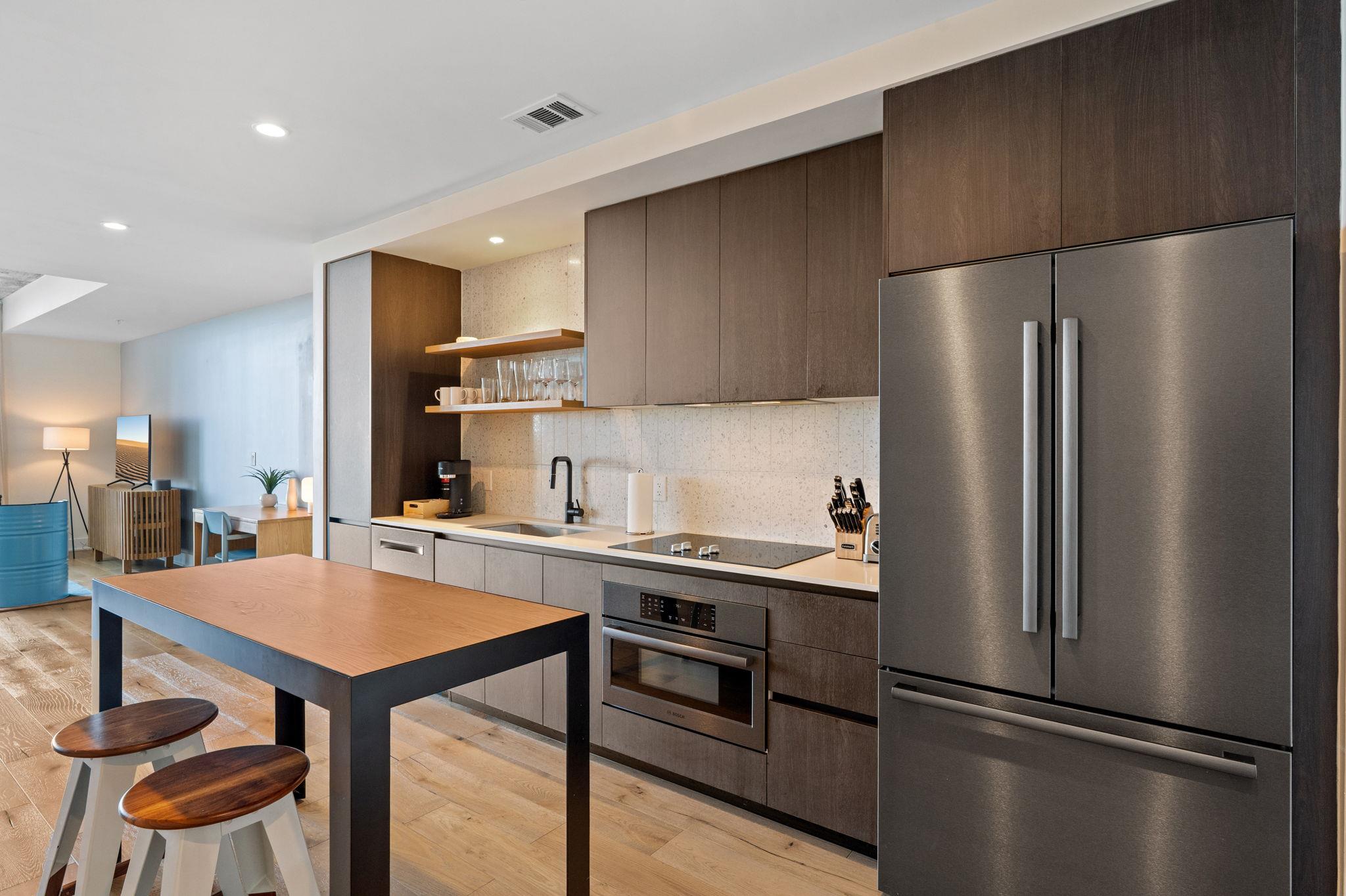 48 East Ave # 2010, Austin, TX 78701