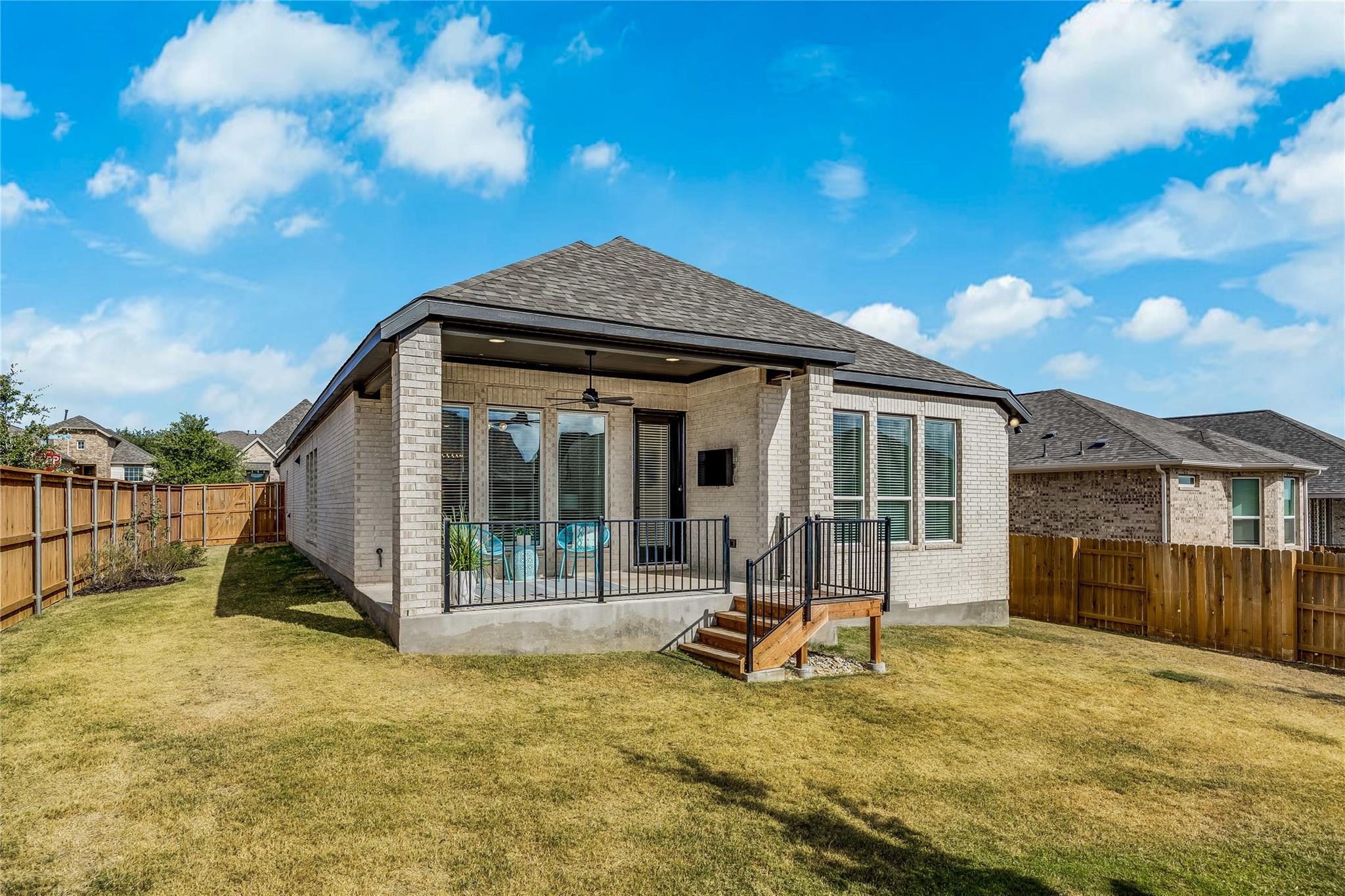 200 Green Knoll Ln, Georgetown, TX 78628