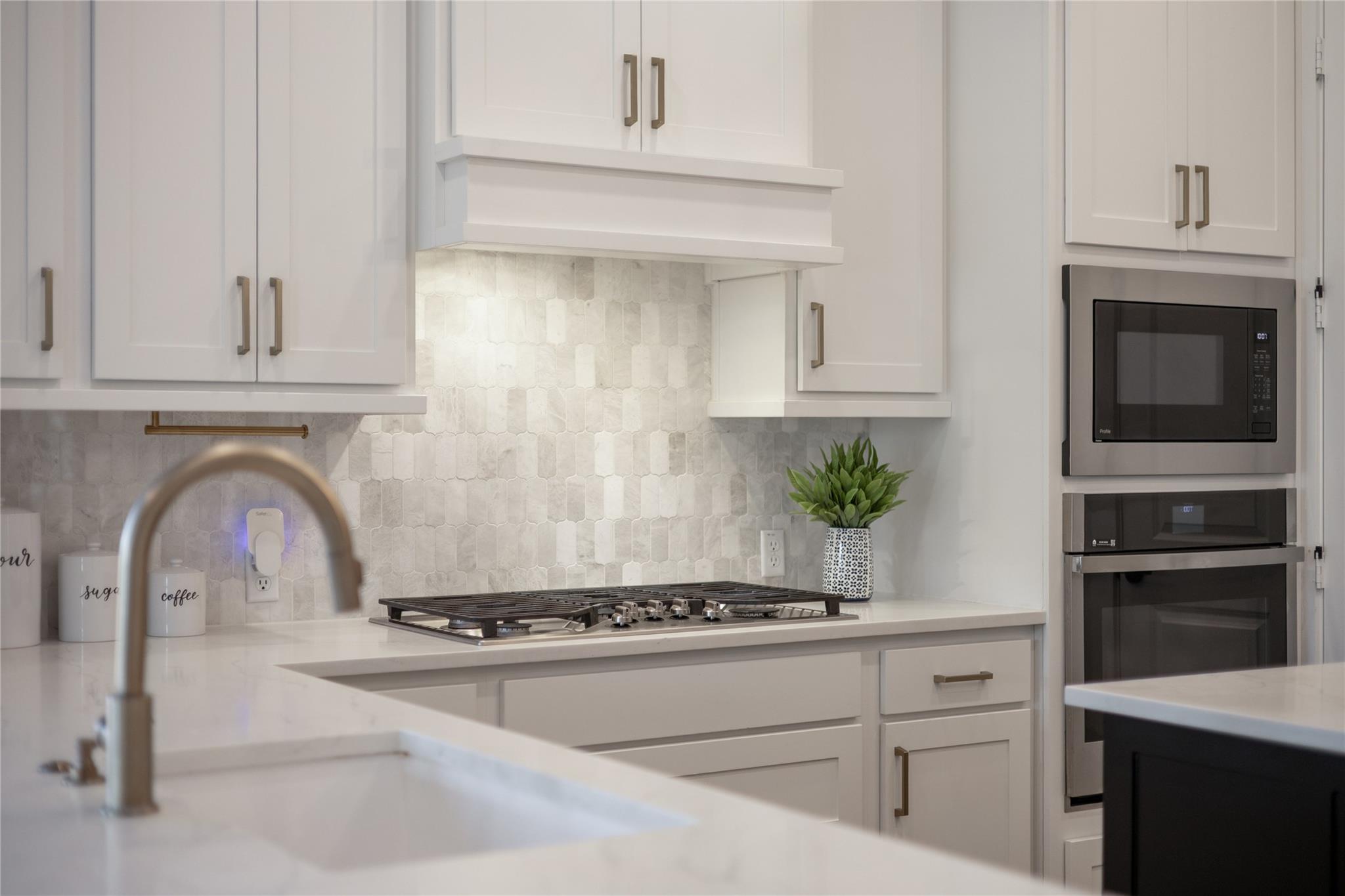 200 Green Knoll Ln, Georgetown, TX 78628