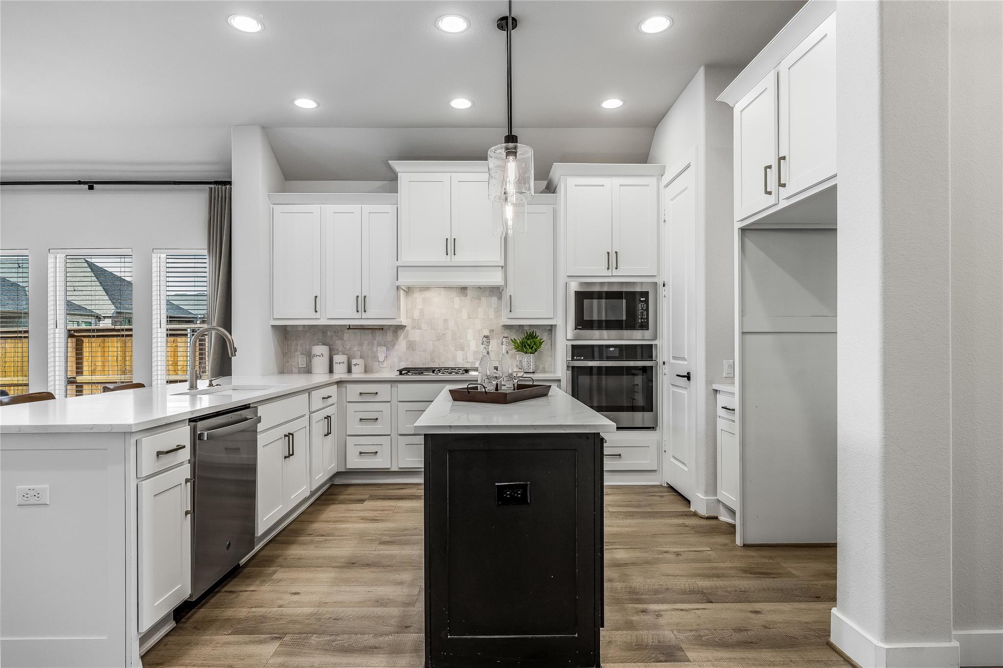 200 Green Knoll Ln, Georgetown, TX 78628