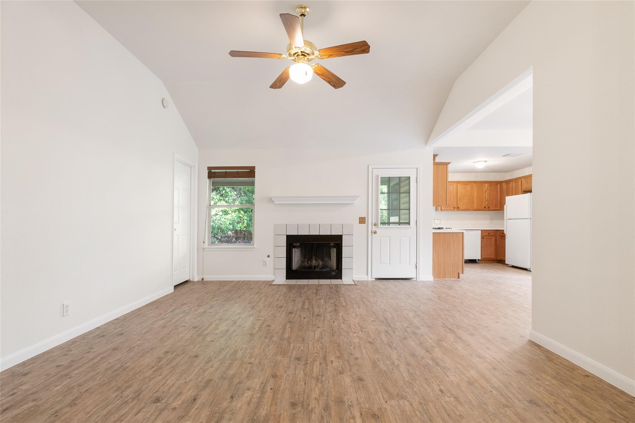 13806 Greinert Dr, Pflugerville, TX 78660