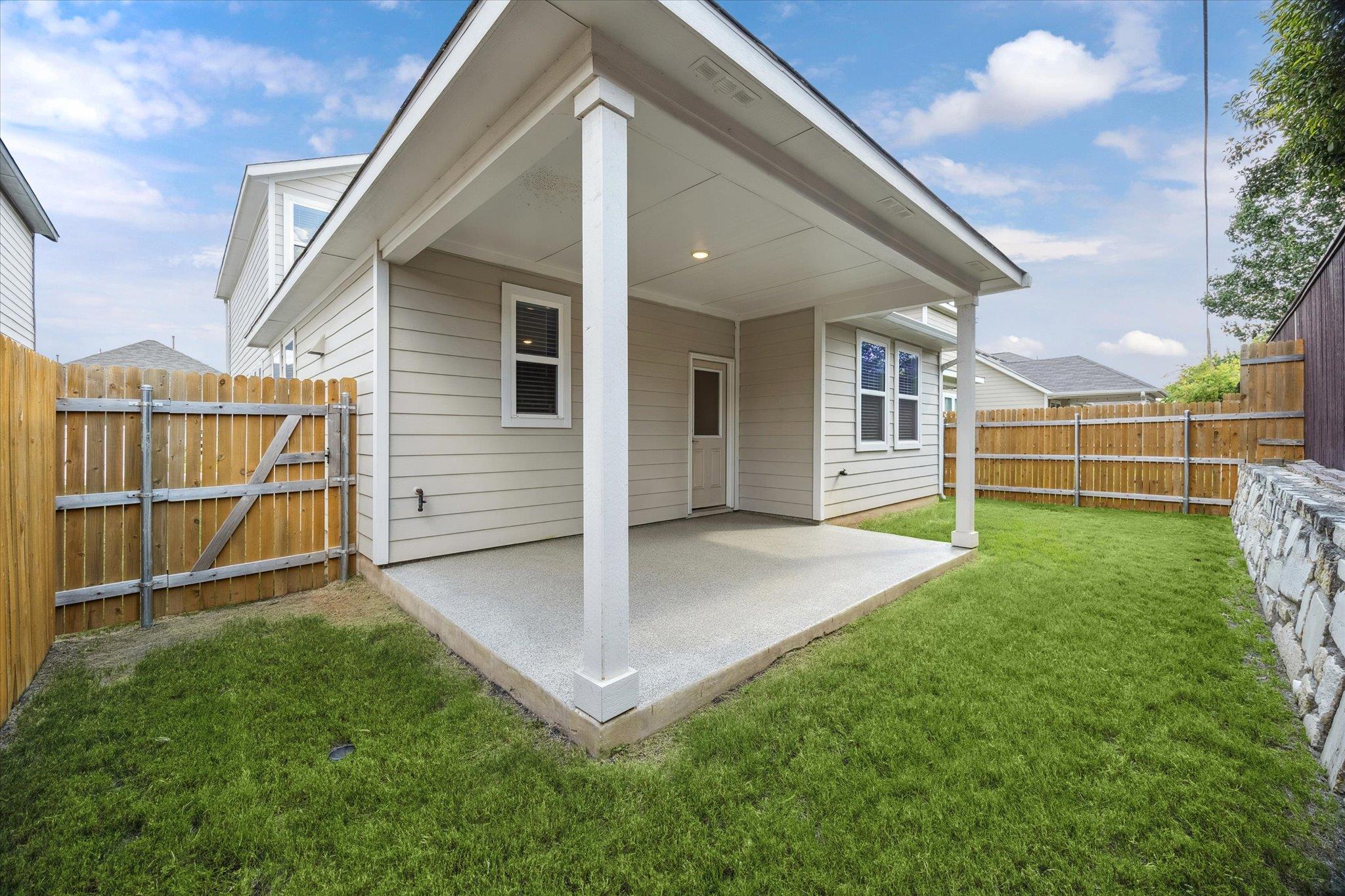 15602 Ellinger Dr, Austin, TX 78728