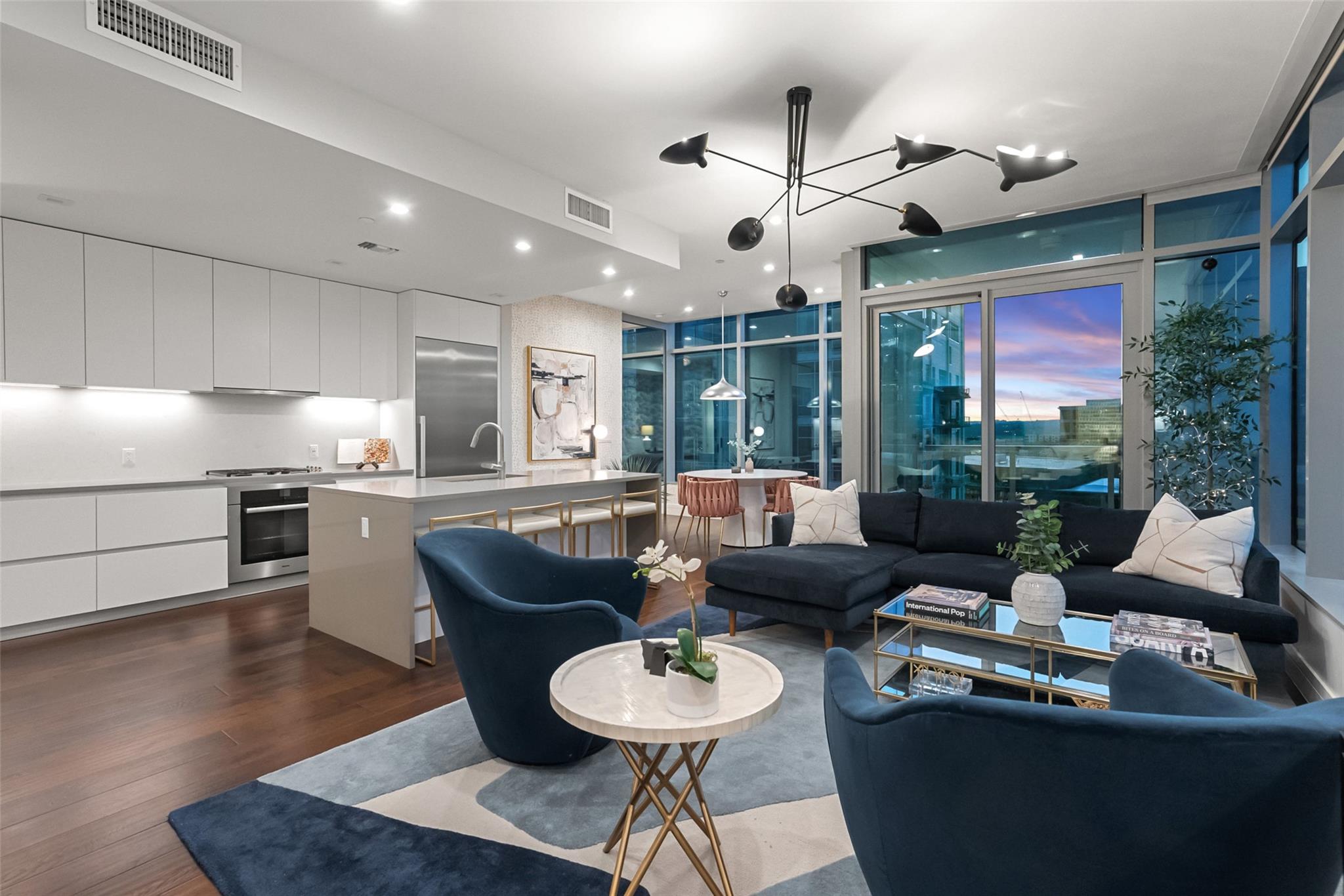 501 West Ave # 904, Austin, TX 78701