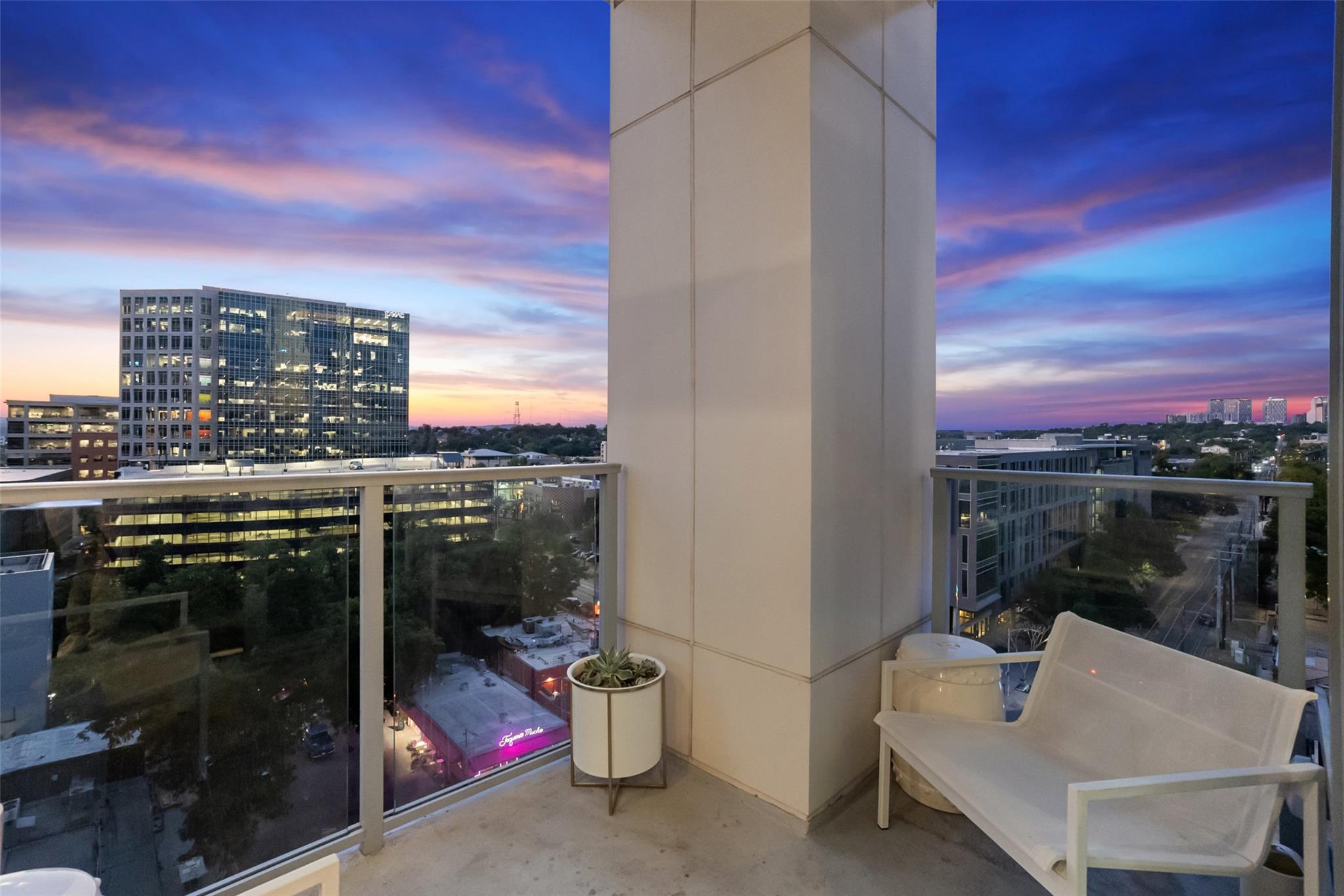 501 West Ave # 904, Austin, TX 78701