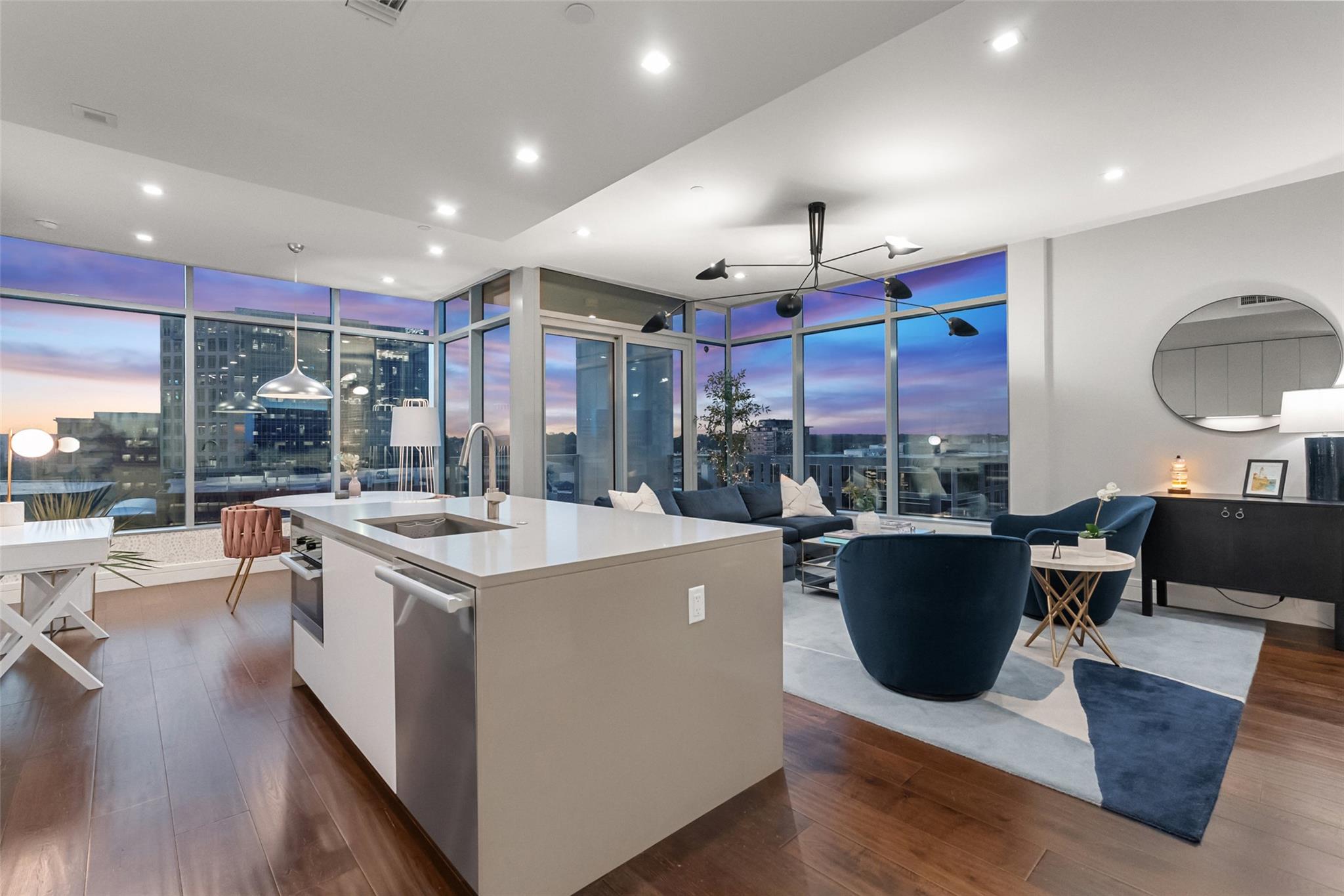 501 West Ave # 904, Austin, TX 78701