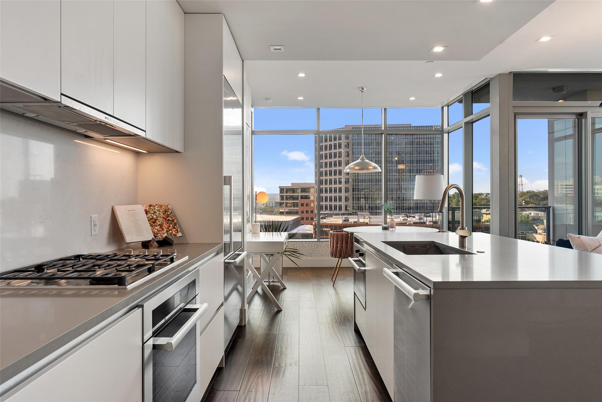 501 West Ave # 904, Austin, TX 78701