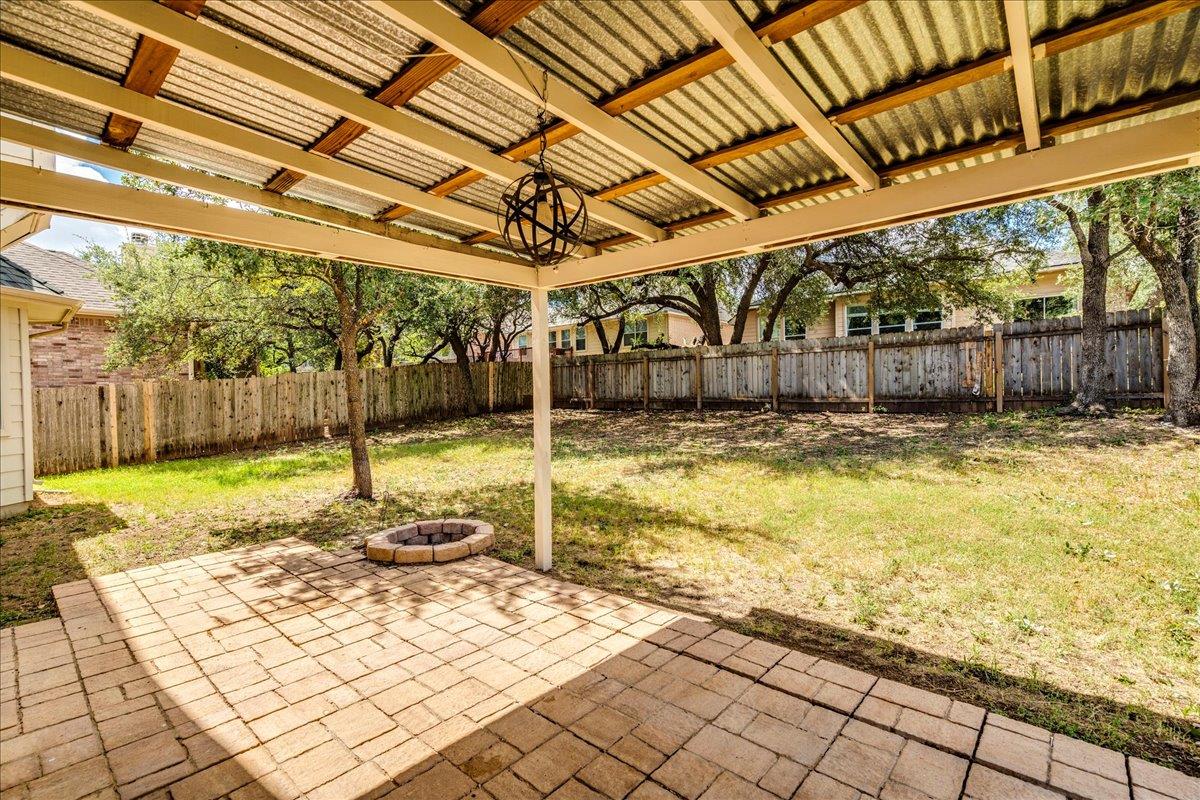 405 Olmos Dr, Leander, TX 78641
