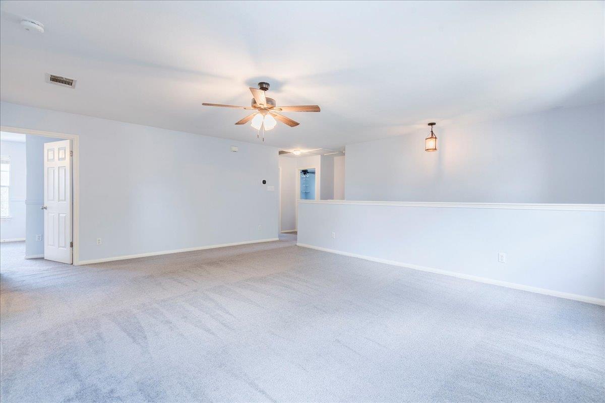 405 Olmos Dr, Leander, TX 78641