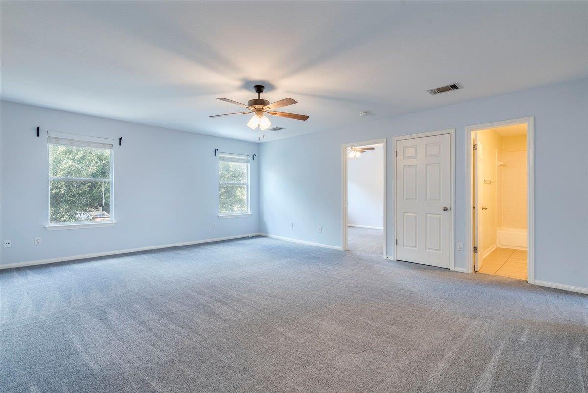 405 Olmos Dr, Leander, TX 78641