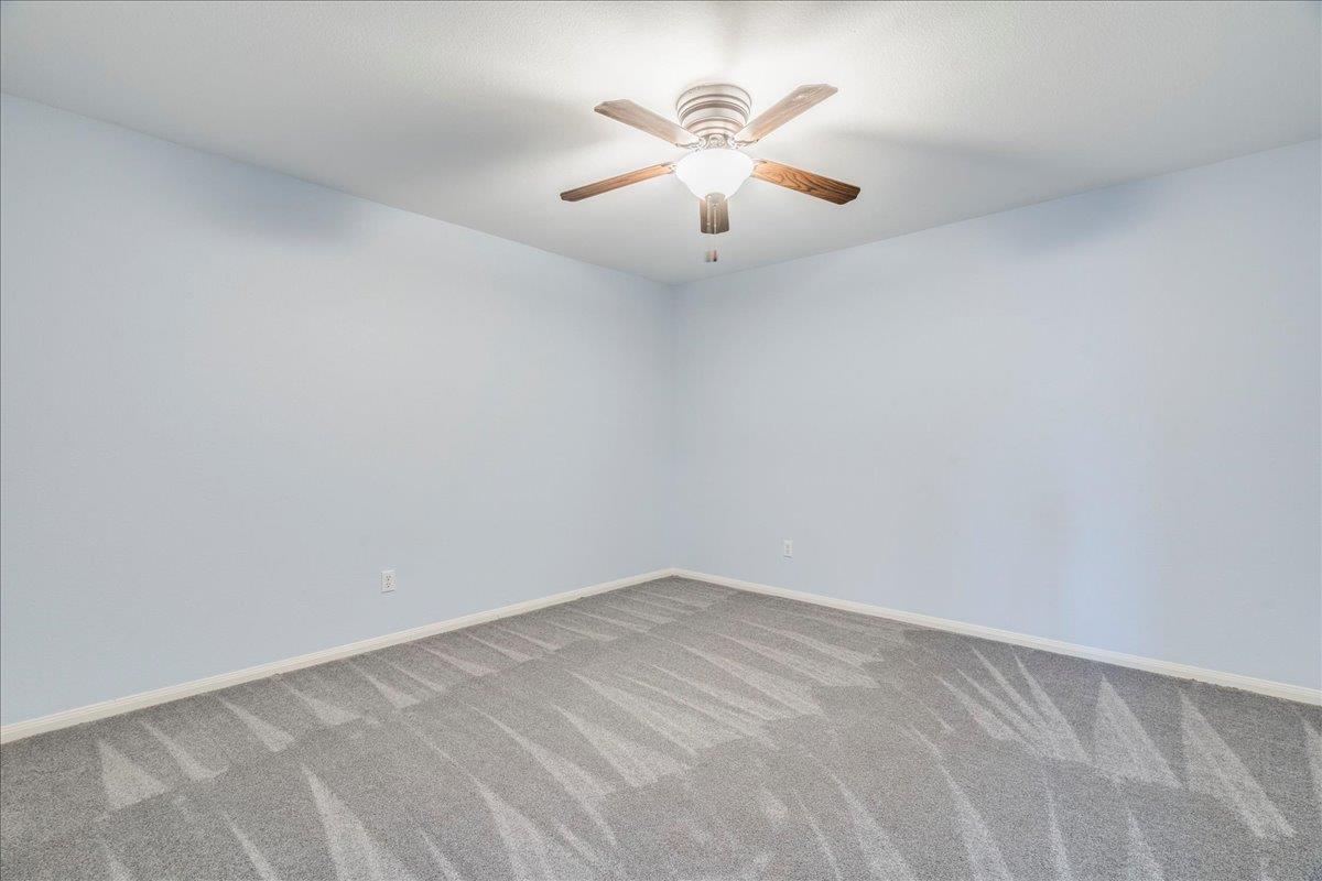 405 Olmos Dr, Leander, TX 78641