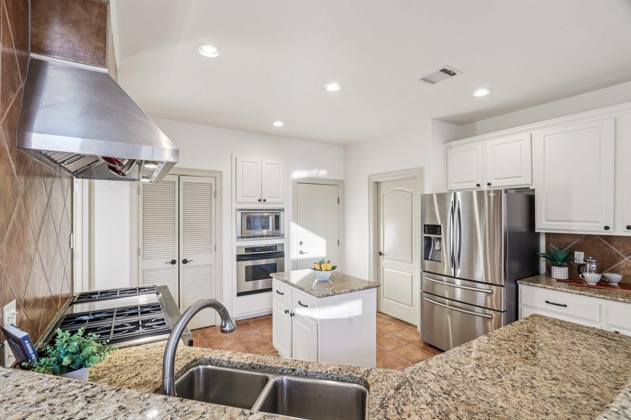 12029 Portobella Dr, Austin, TX 78732