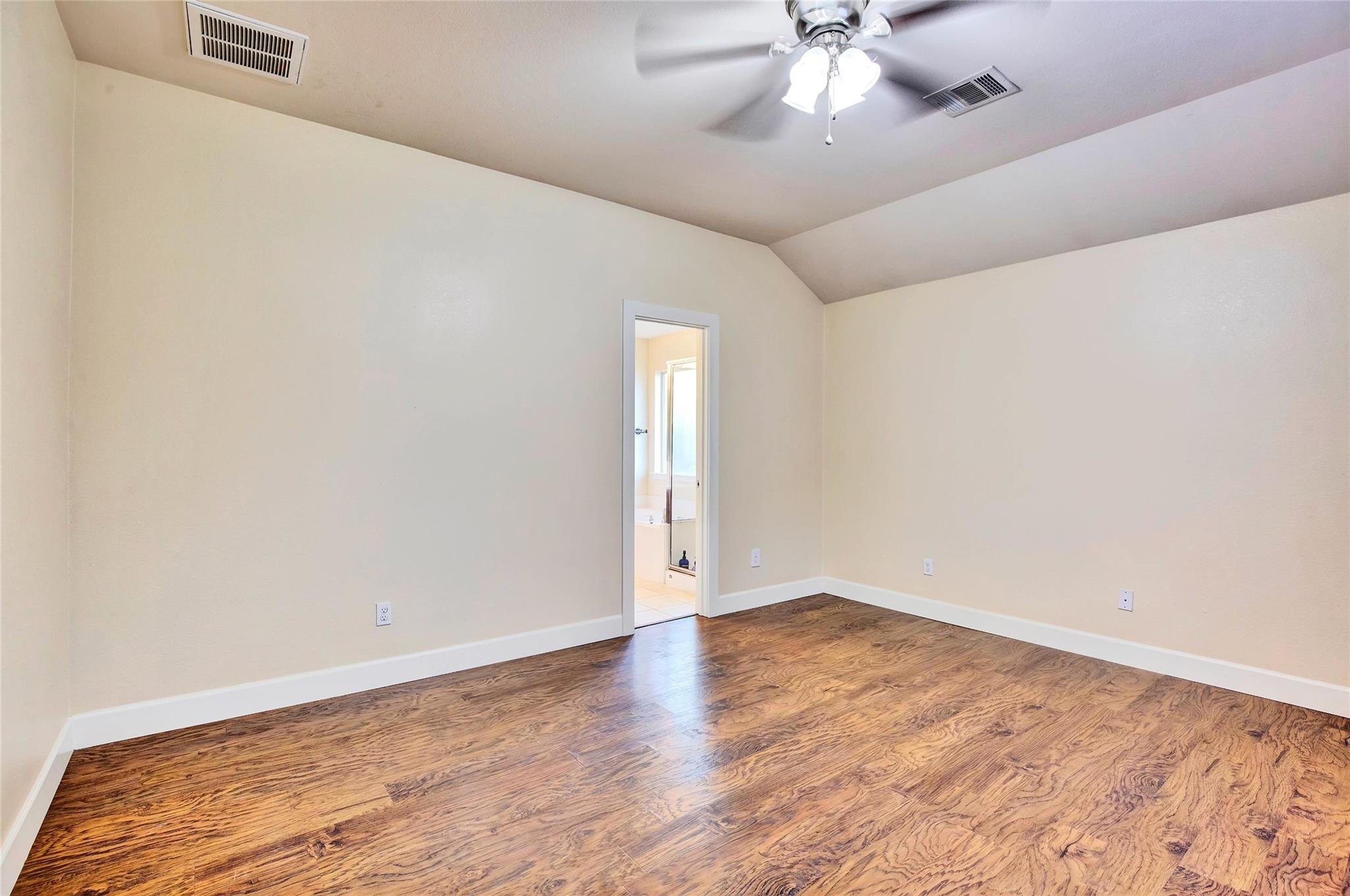 356 Housefinch Loop, Leander, TX 78641