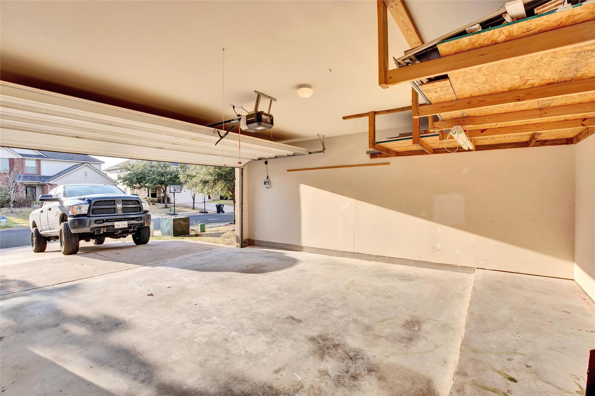 356 Housefinch Loop, Leander, TX 78641