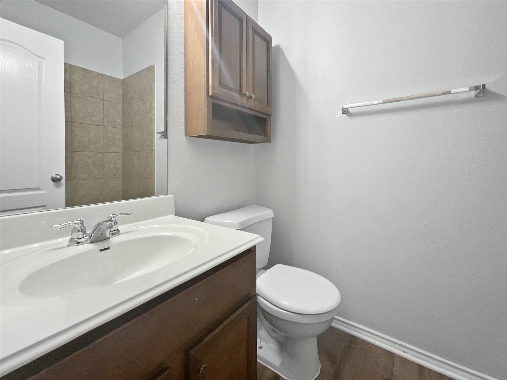 124 Blossom Valley Strm, Buda, TX 78610