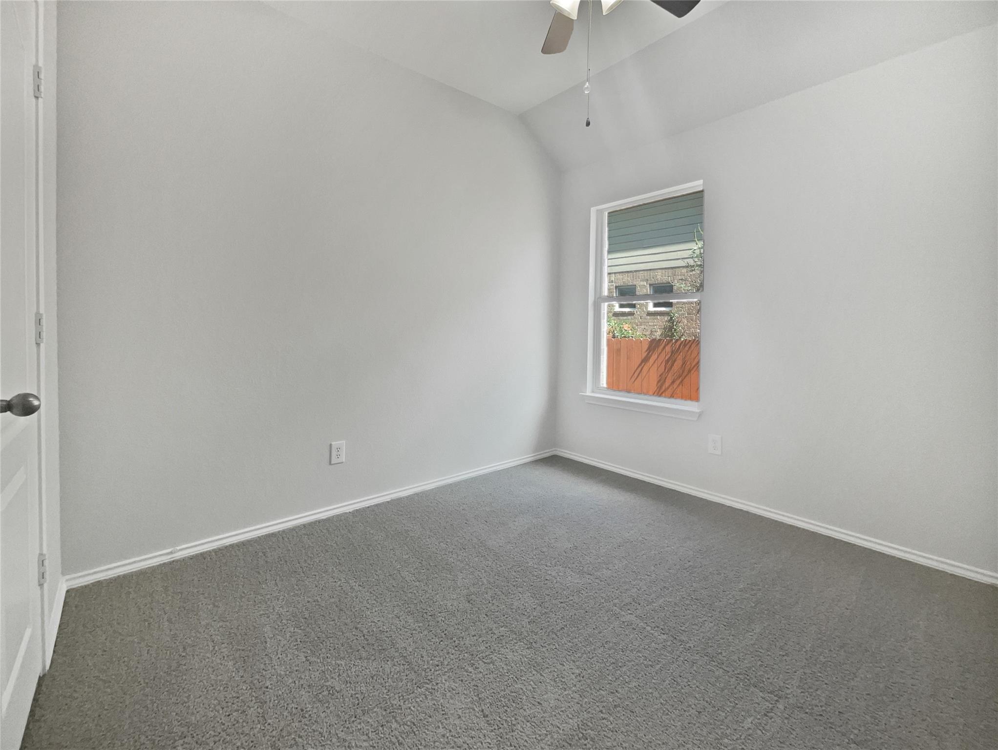 124 Blossom Valley Strm, Buda, TX 78610