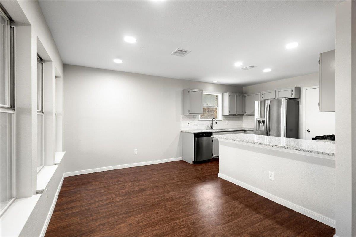 525 Tanner Trl, Pflugerville, TX 78660