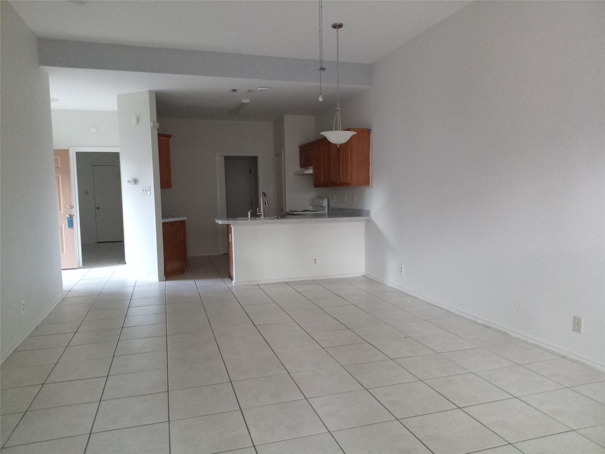 1227 Armadillo Rd # B, Austin, TX 78745