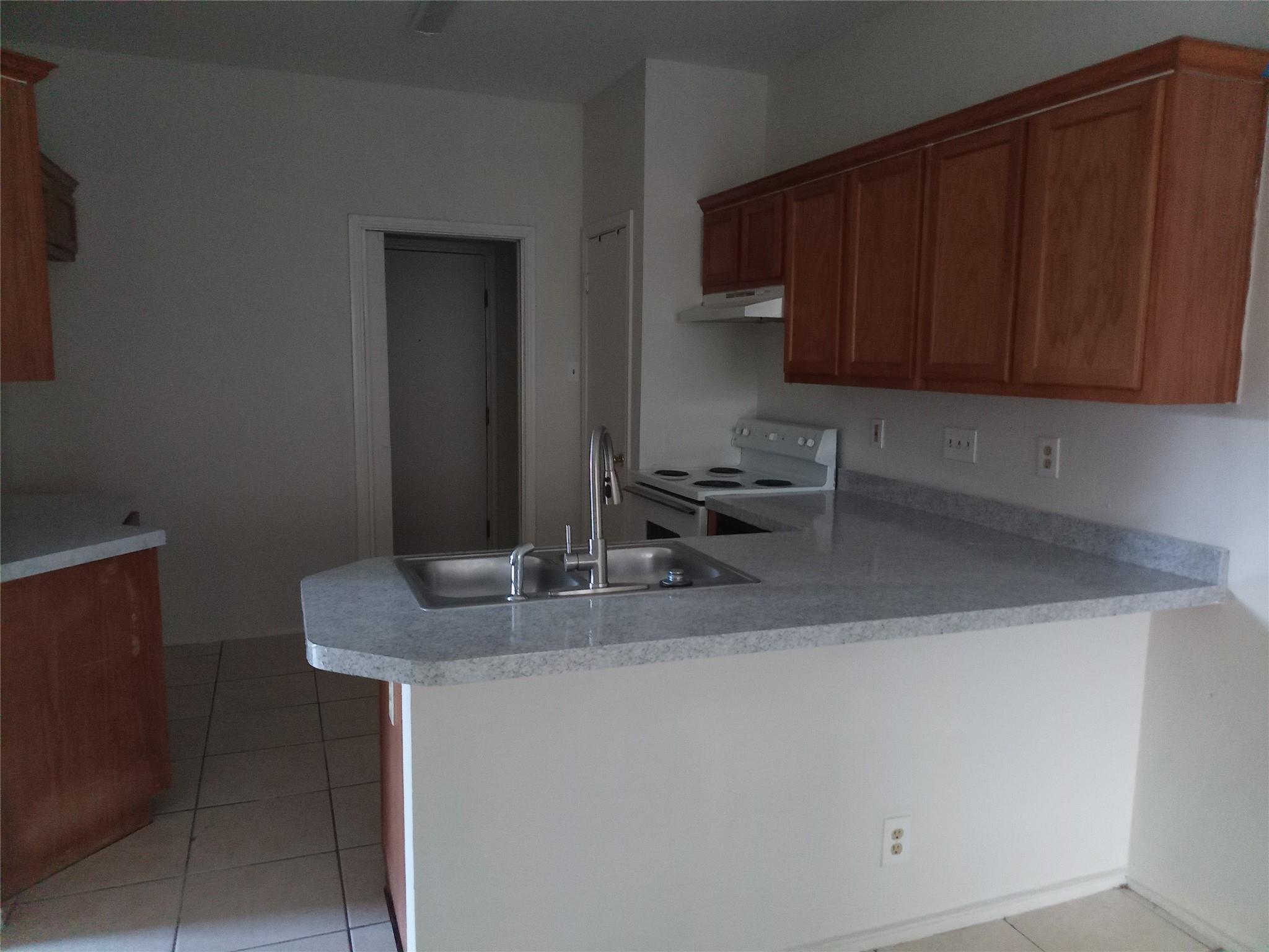 1227 Armadillo Rd # B, Austin, TX 78745