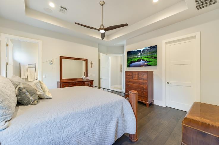 1949 Art Adams Way, Spicewood, TX 78669