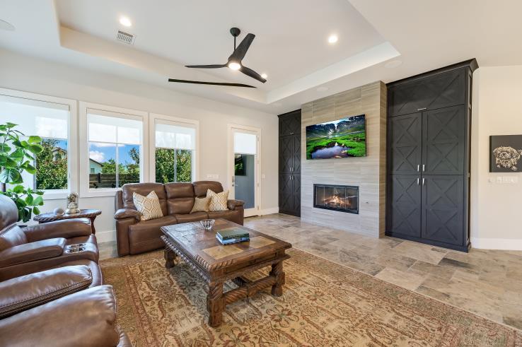 1949 Art Adams Way, Spicewood, TX 78669