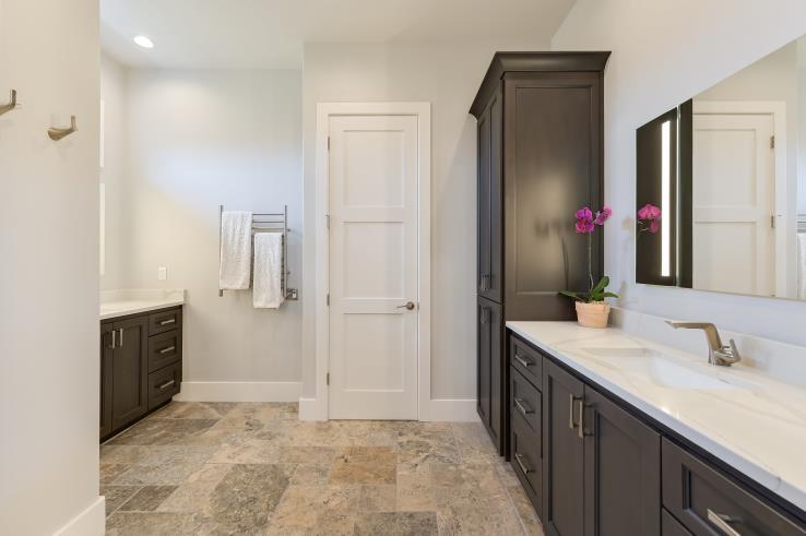 1949 Art Adams Way, Spicewood, TX 78669