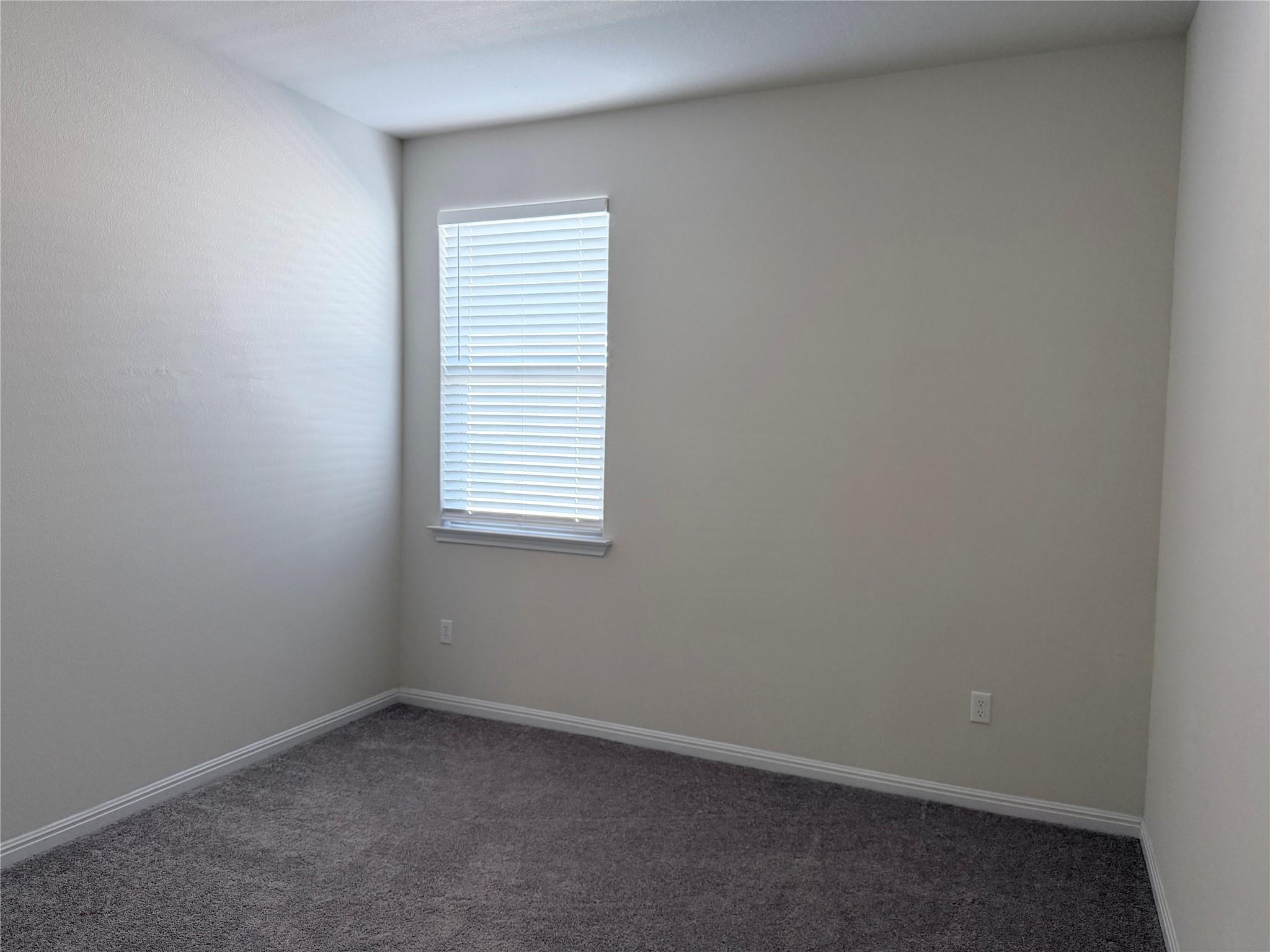 605 Elm Green St, Hutto, TX 78634