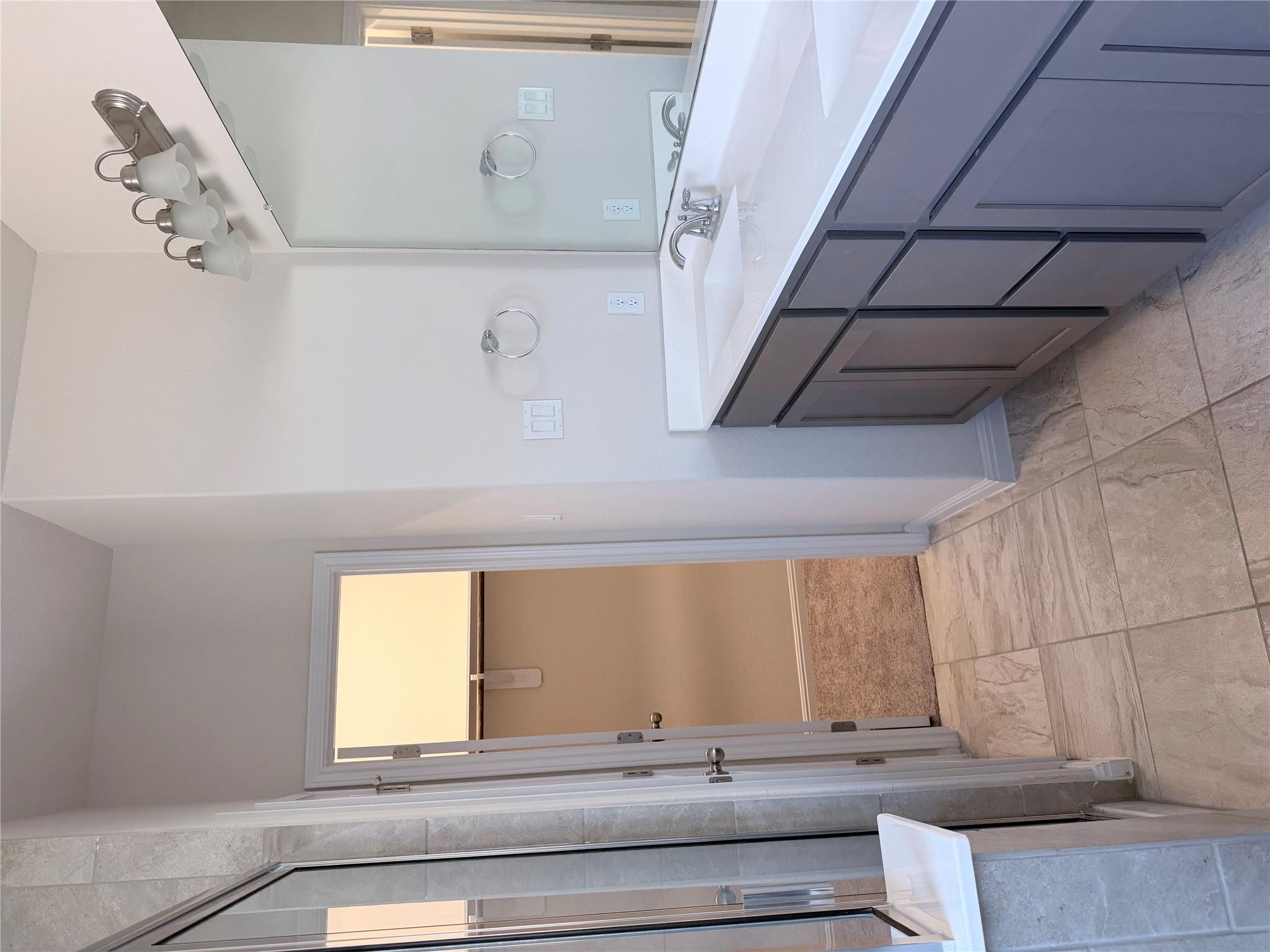 605 Elm Green St, Hutto, TX 78634