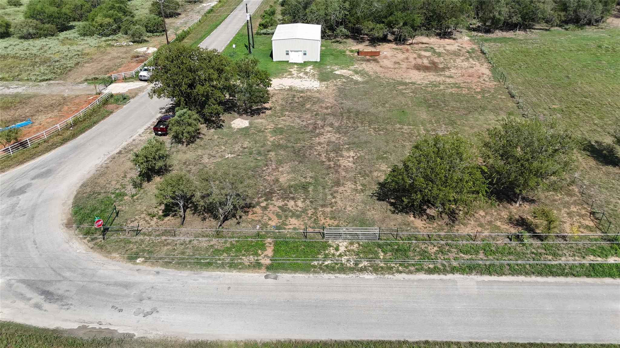 1359 Acorn Rd, Lockhart, TX 78644