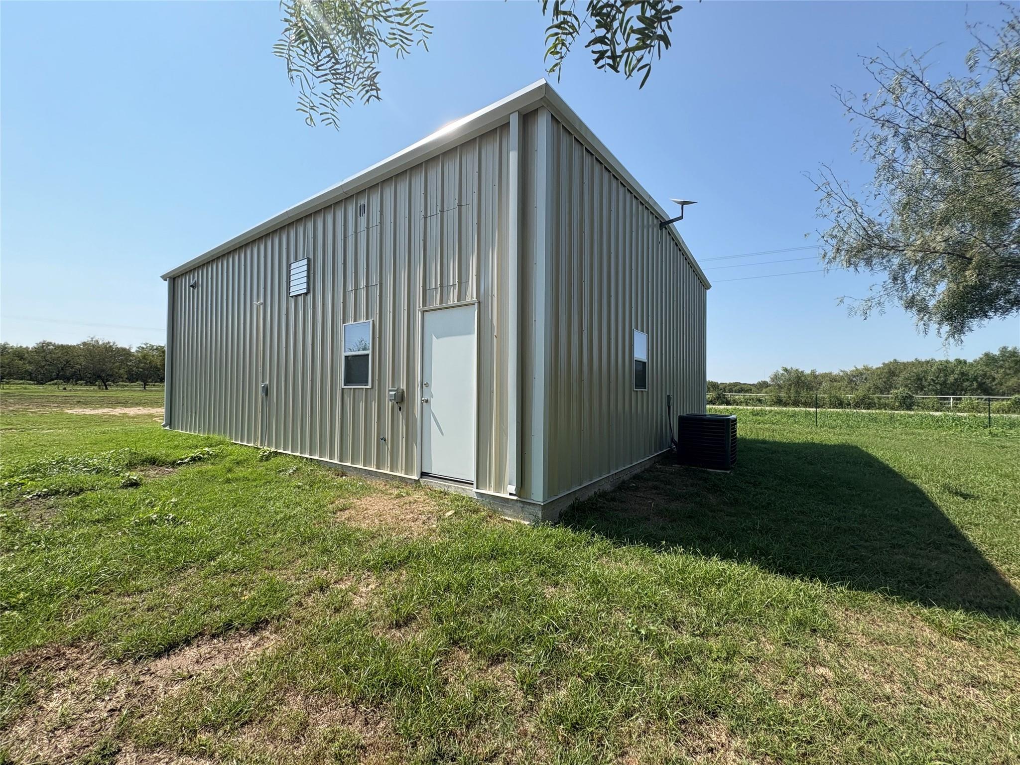 1359 Acorn Rd, Lockhart, TX 78644