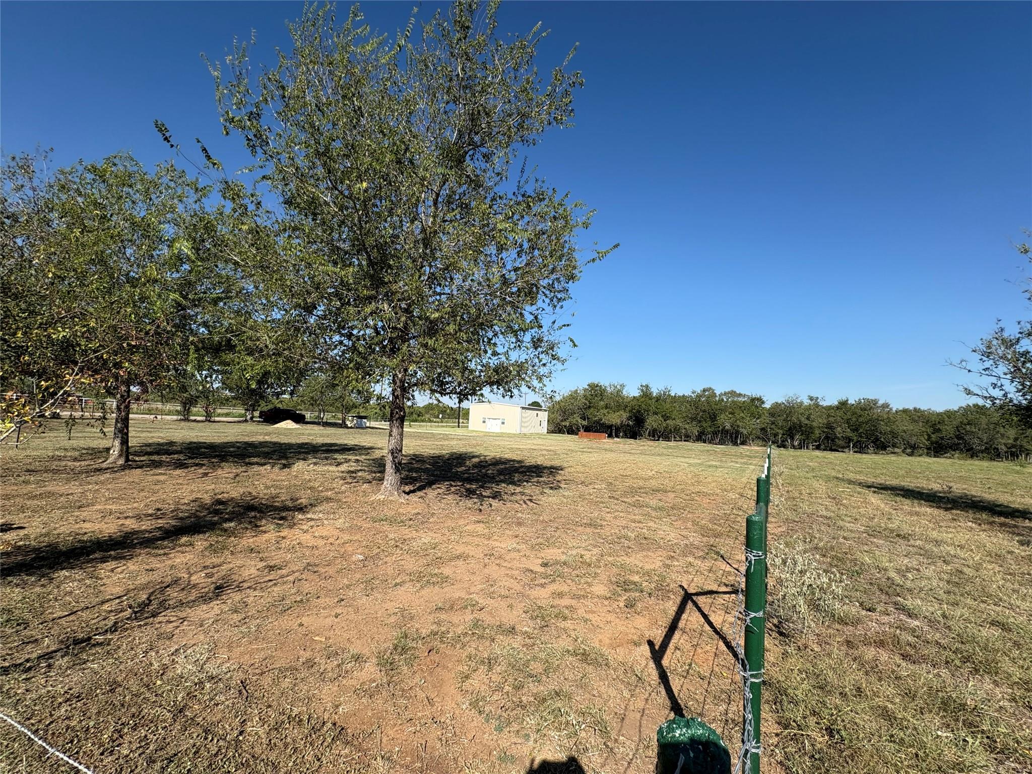 1359 Acorn Rd, Lockhart, TX 78644