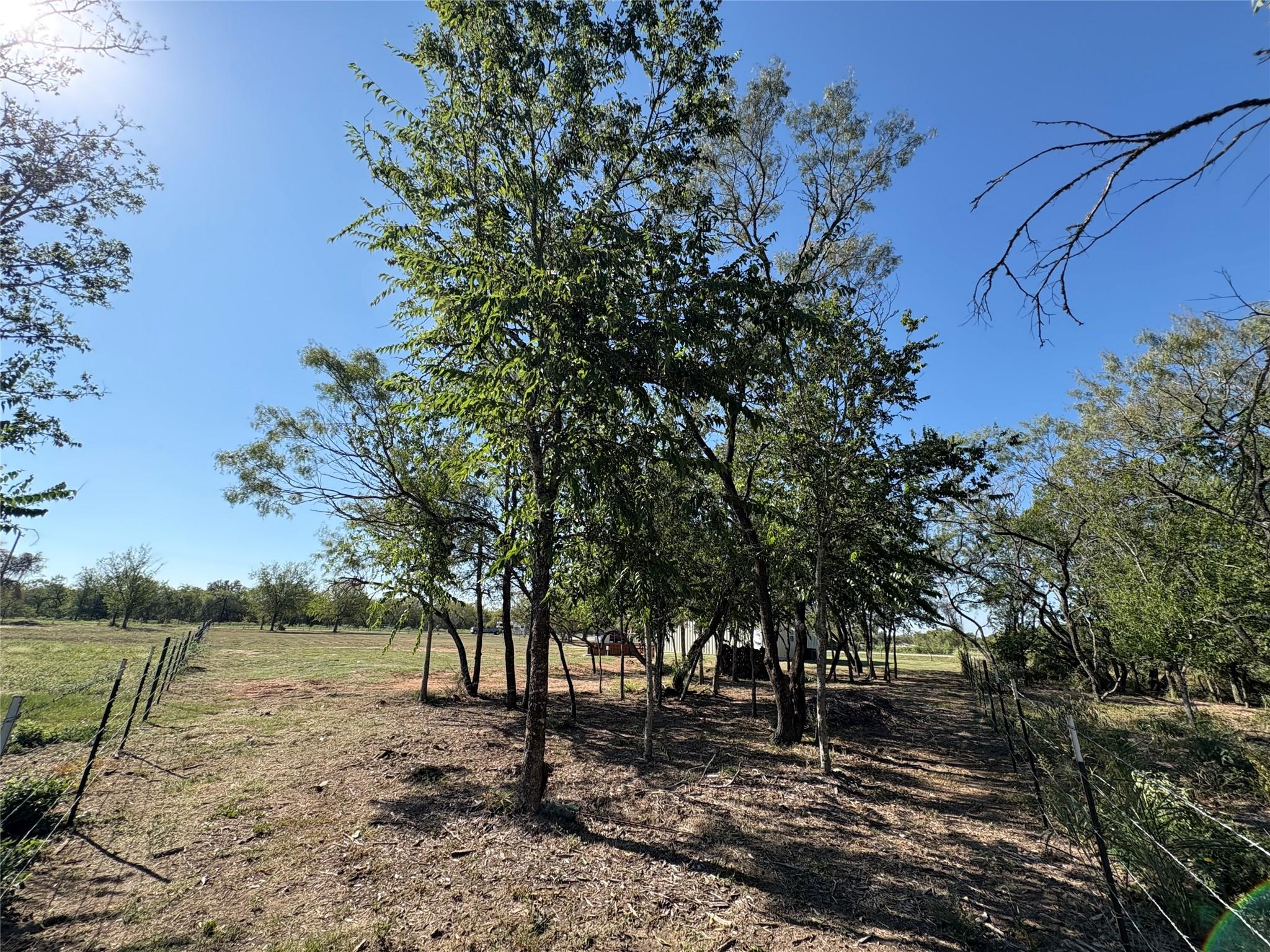 1359 Acorn Rd, Lockhart, TX 78644