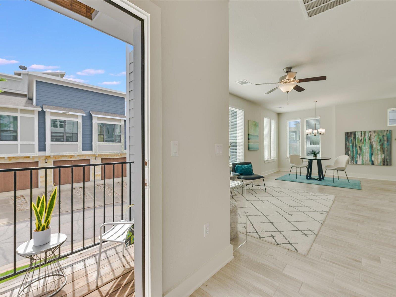 1916 Warely Ln, Austin, TX 78741