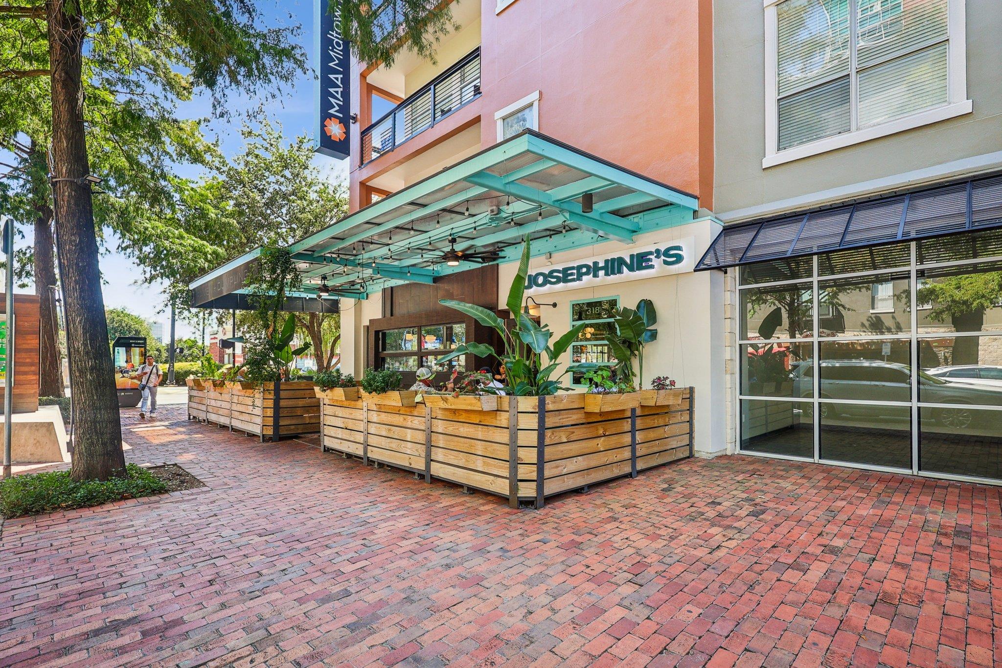 1106 Oneil St, Houston, TX 77019