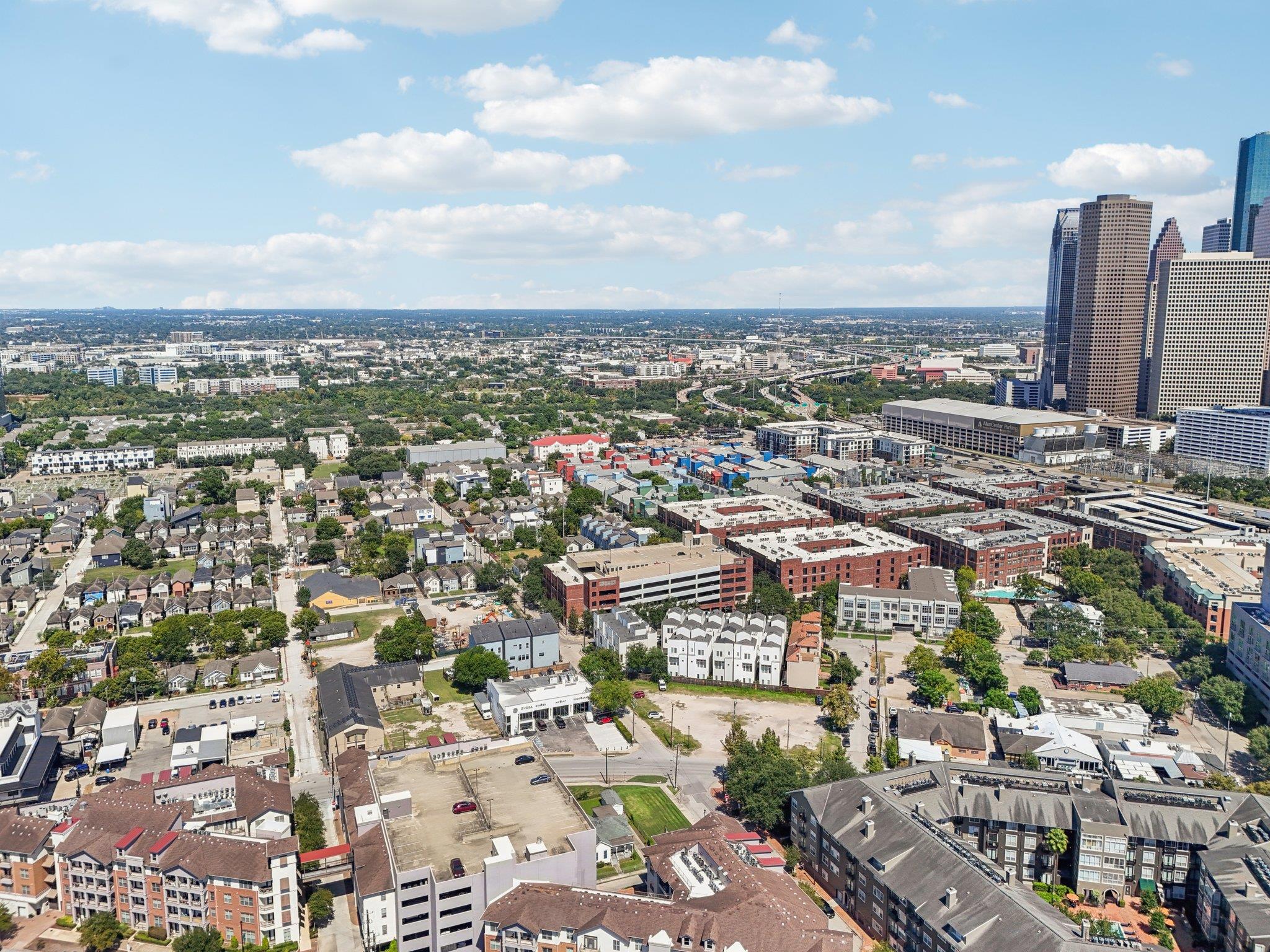 1106 Oneil St, Houston, TX 77019