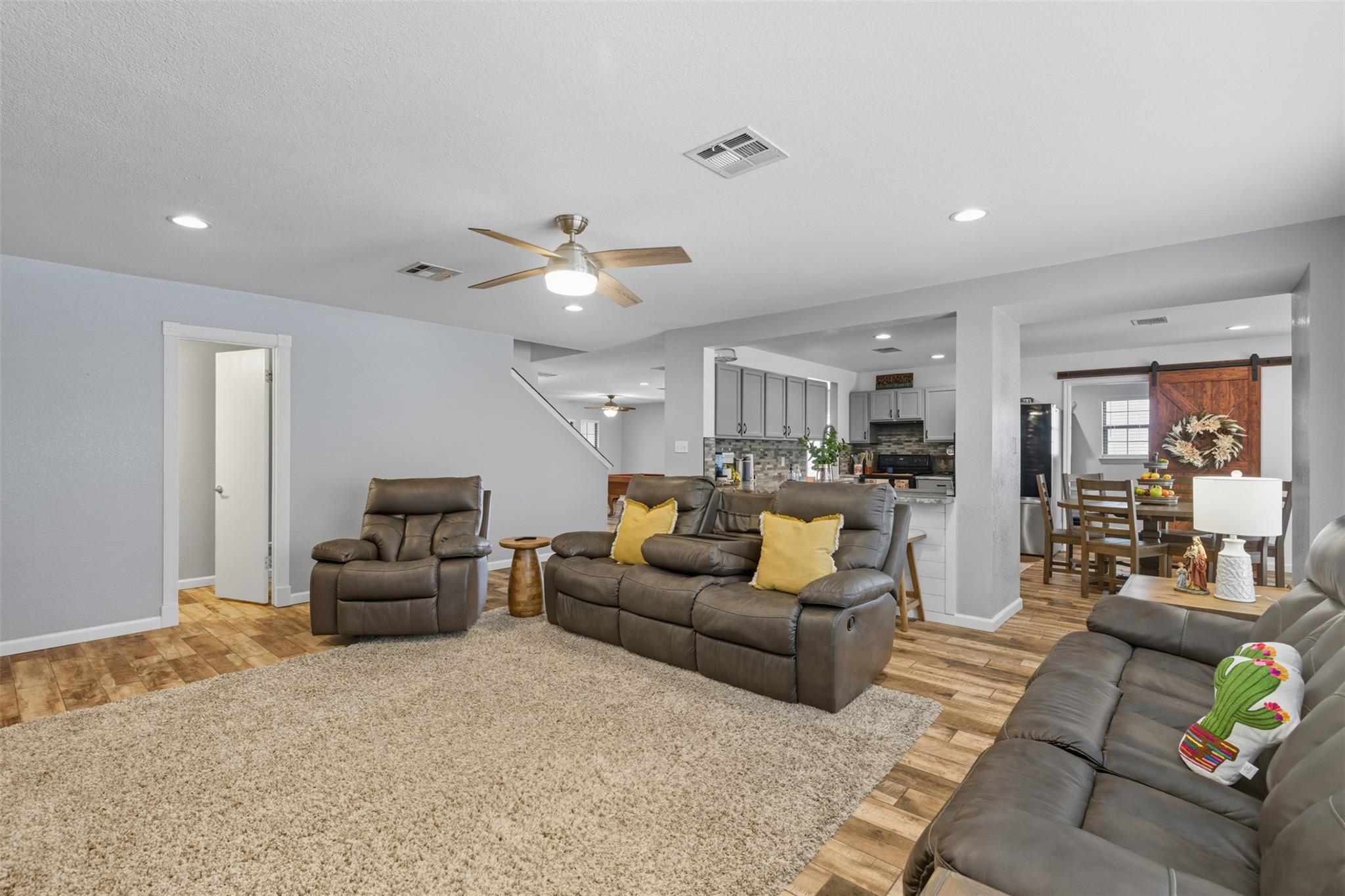 110 Vicksburg Loop, Elgin, TX 78621