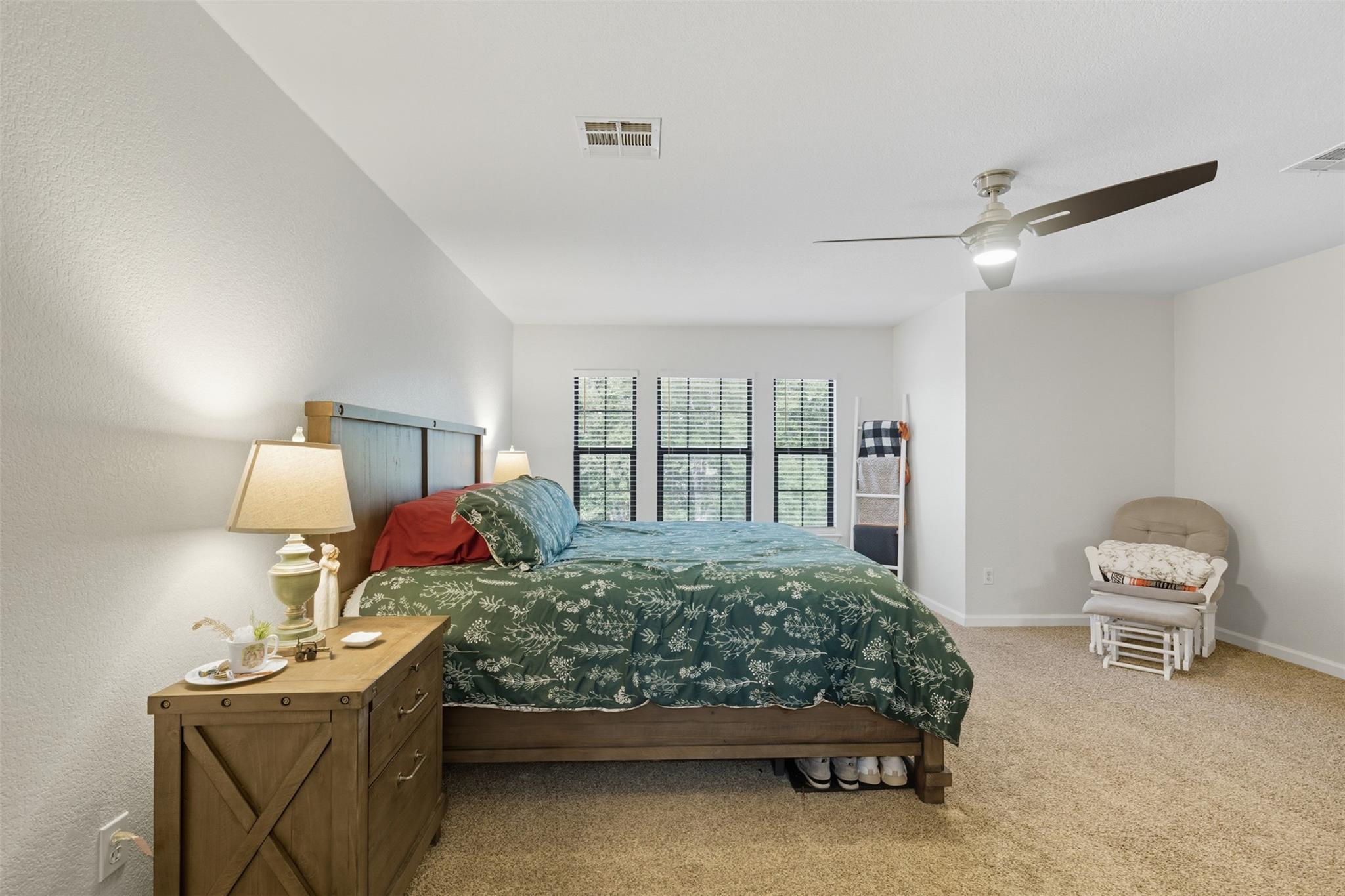 110 Vicksburg Loop, Elgin, TX 78621