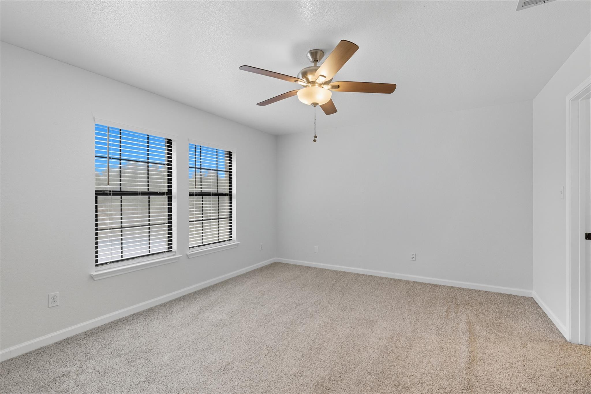 110 Vicksburg Loop, Elgin, TX 78621