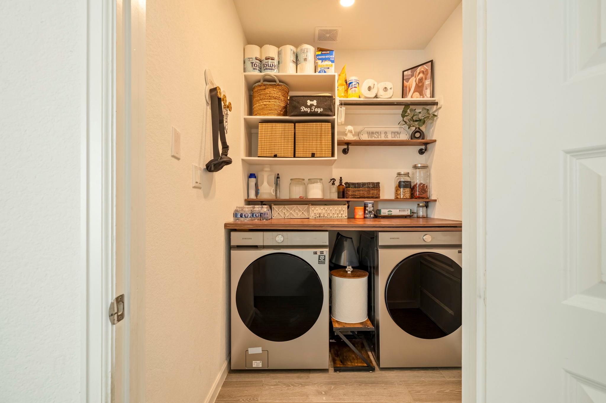 208 Dycus Bnd, Liberty Hill, TX 78642