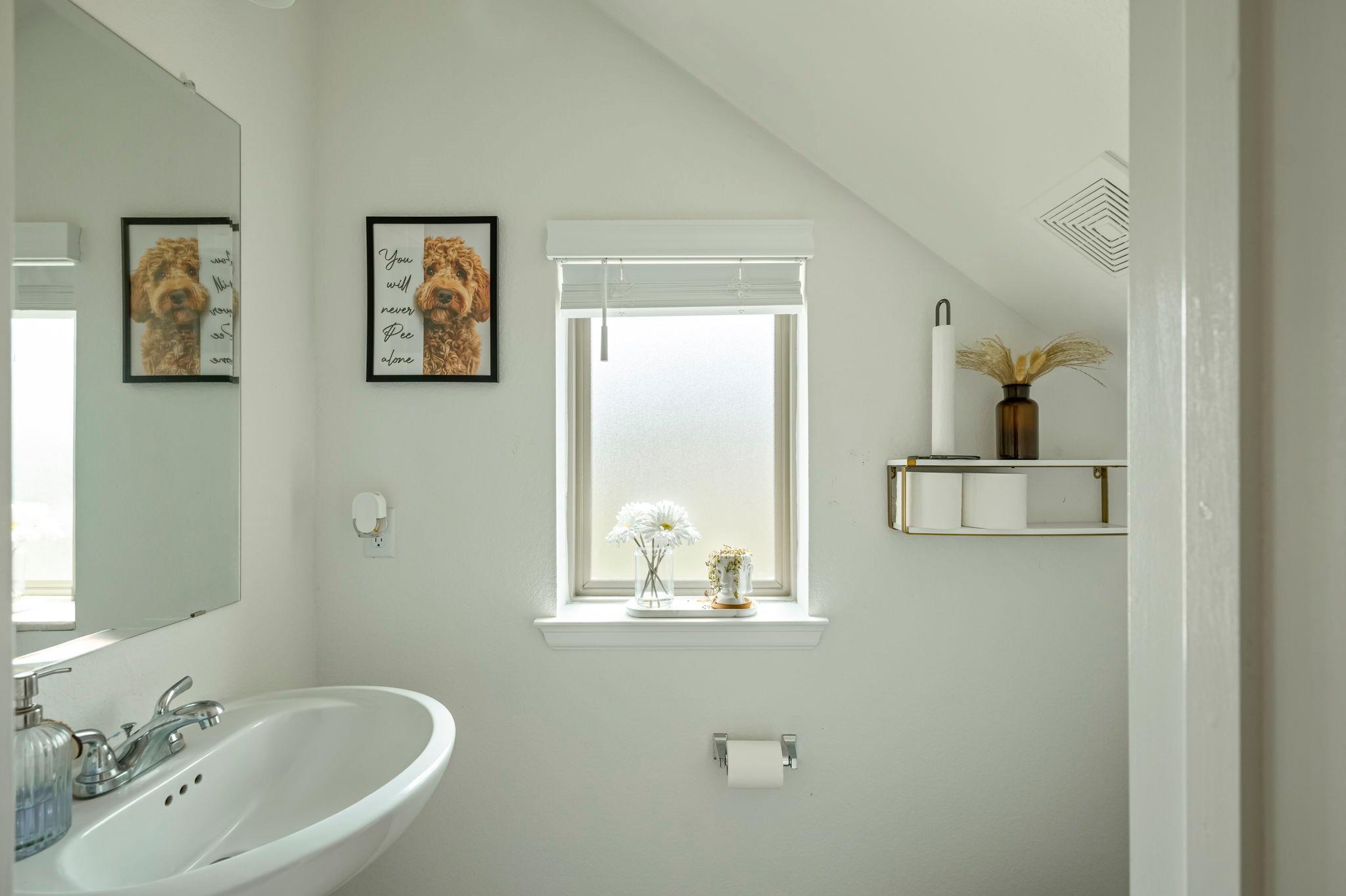 208 Dycus Bnd, Liberty Hill, TX 78642