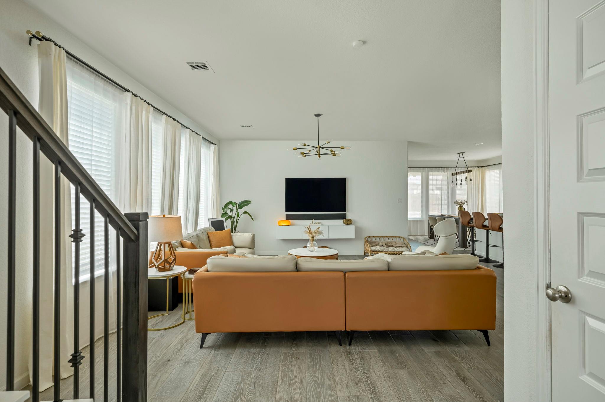 208 Dycus Bnd, Liberty Hill, TX 78642