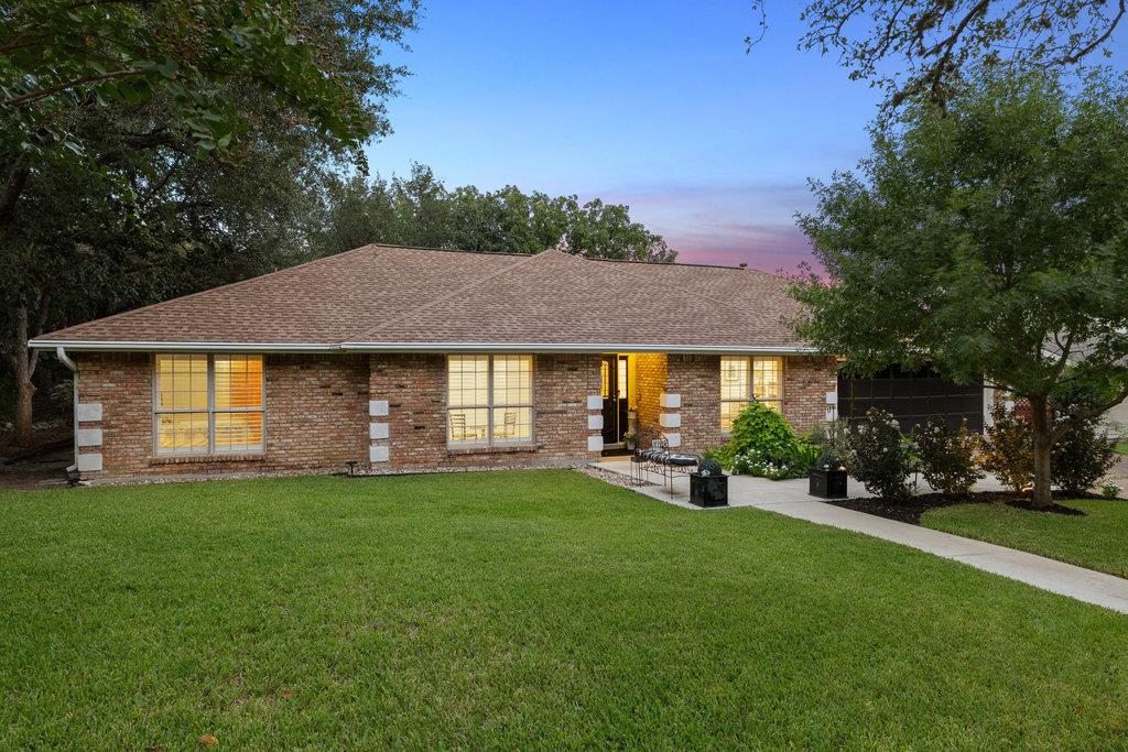 1709 Crested Butte Dr, Austin, TX 78746