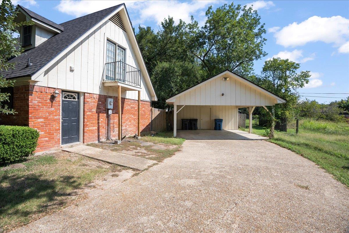 421 Forrest Ln, Corsicana, TX 75110