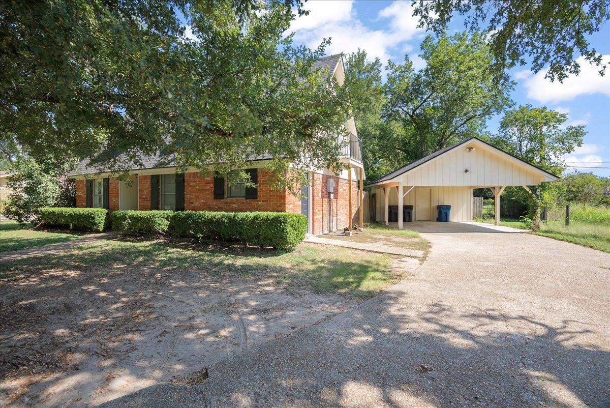 421 Forrest Ln, Corsicana, TX 75110