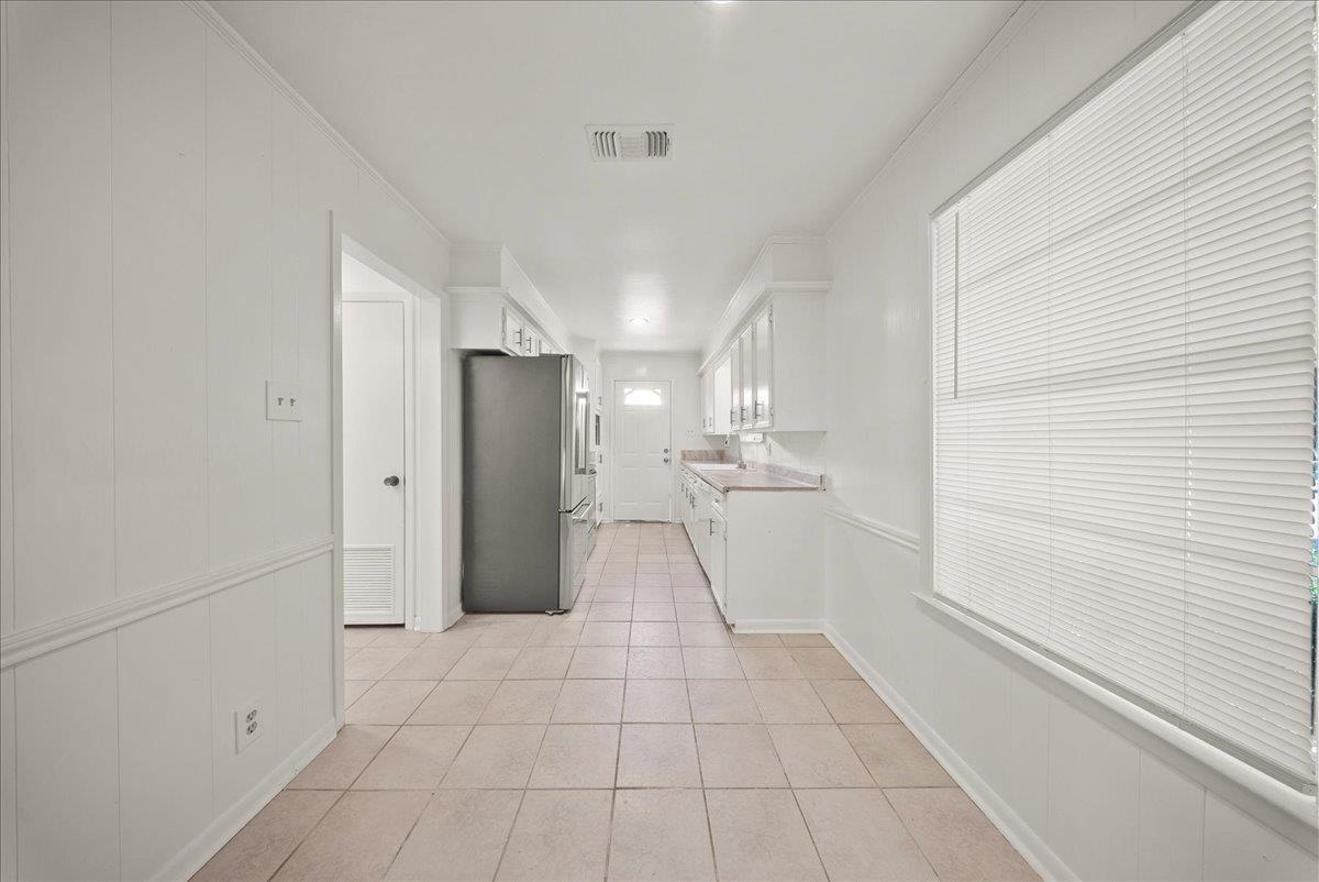 421 Forrest Ln, Corsicana, TX 75110