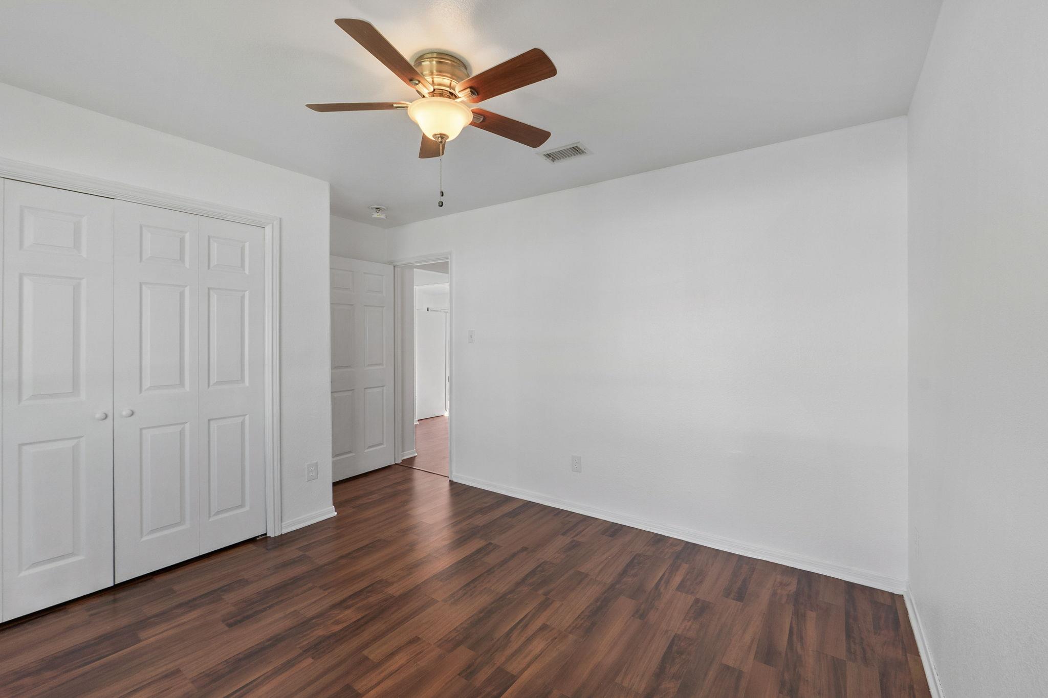 710 Fallen Oak Dr, Bertram, TX 78605