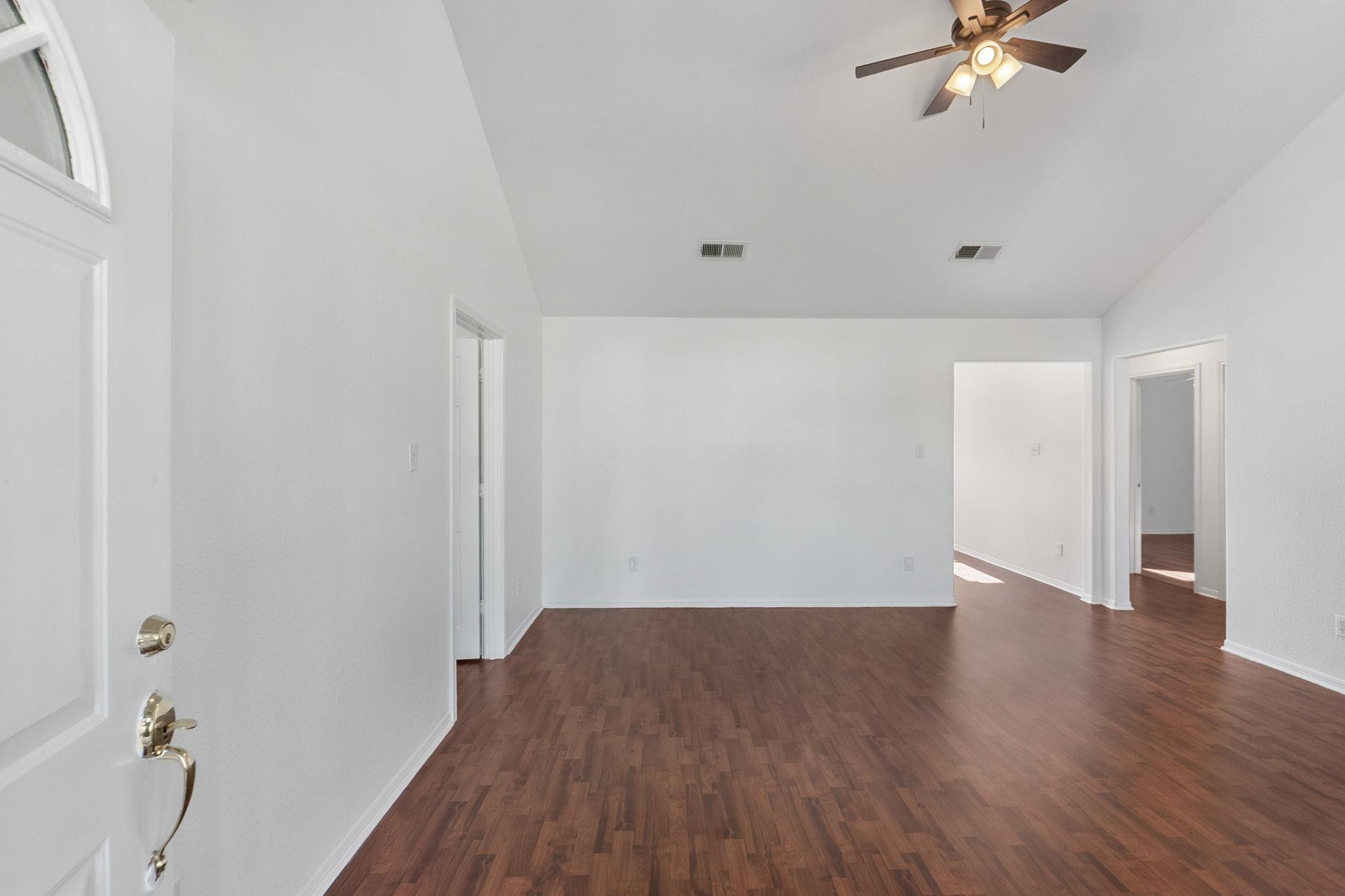 710 Fallen Oak Dr, Bertram, TX 78605