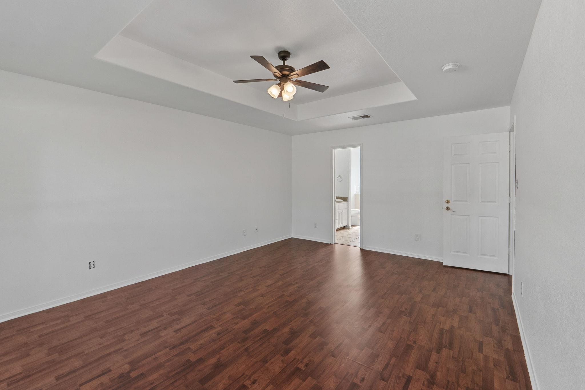 710 Fallen Oak Dr, Bertram, TX 78605